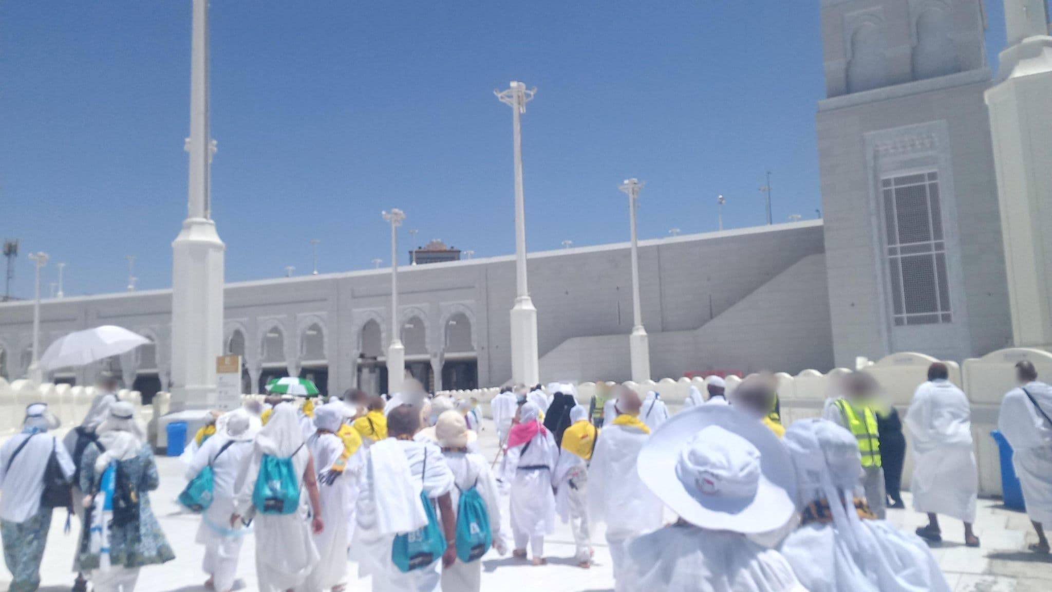 Street view near The Address Hotal Mecca, Makkah — © danils (CC BY-SA · Mapillary)