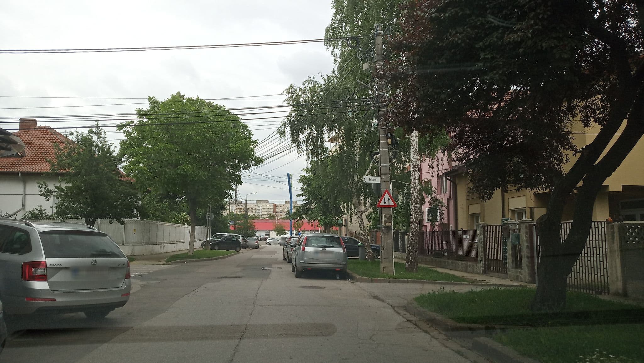 Street view near Hotel Reghina, Timişoara — © tavi (CC BY-SA · Mapillary)