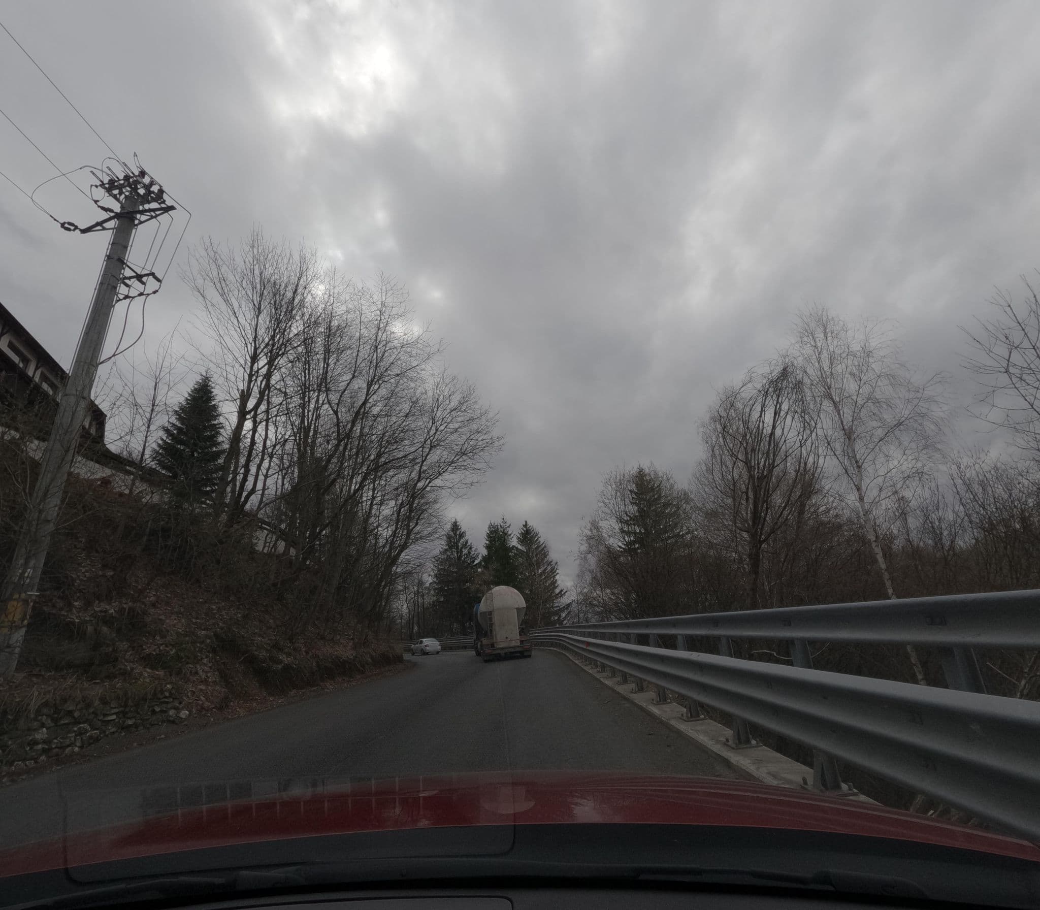 Street view near Garden Resort, Moeciu de Jos — © deeeznuuuts (CC BY-SA · Mapillary)