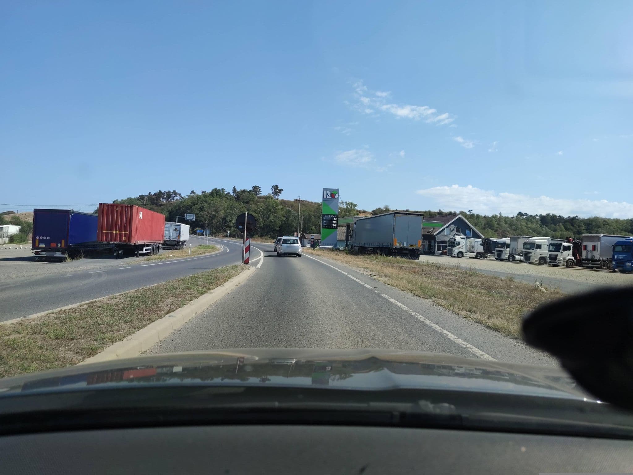 Street view near Pensiune Florance, Şibot — © gabrielmoise (CC BY-SA · Mapillary)