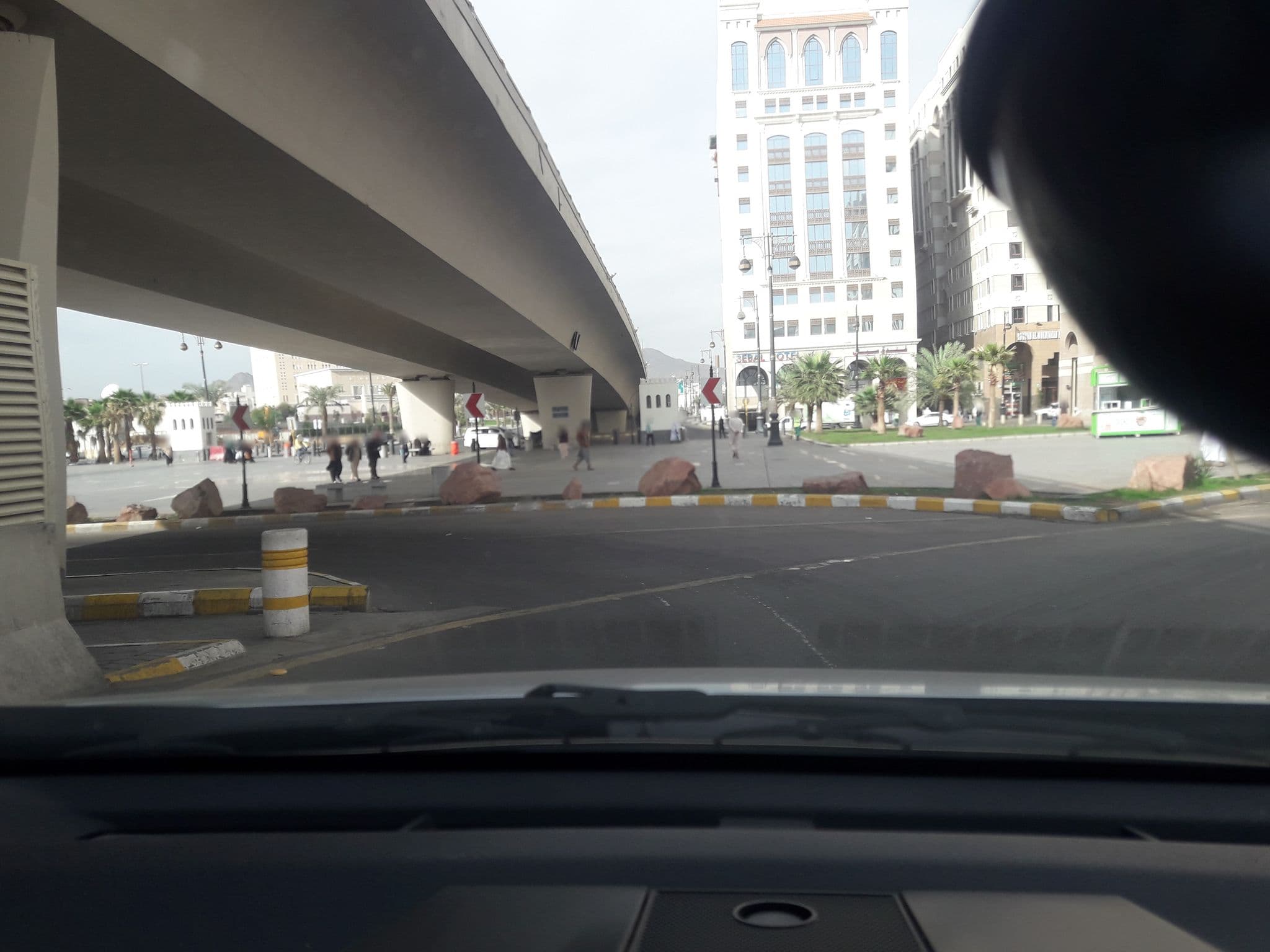 Street view near Al Waha Hotel, Madinah — © sgs2030a (CC BY-SA · Mapillary)