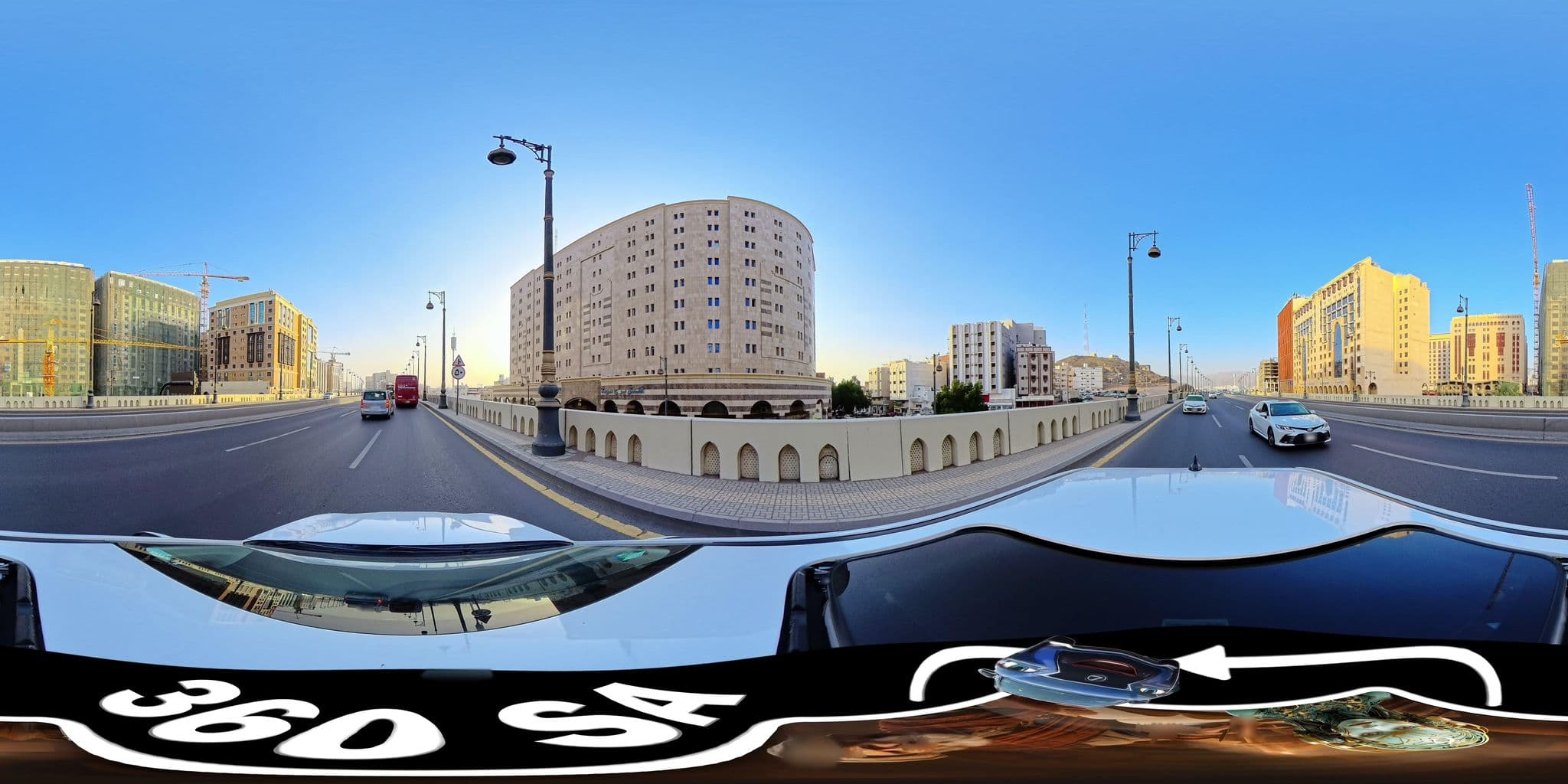 Street view near Roaia Al Noor Hotel, Madinah — © mahmoud12 (CC BY-SA · Mapillary)