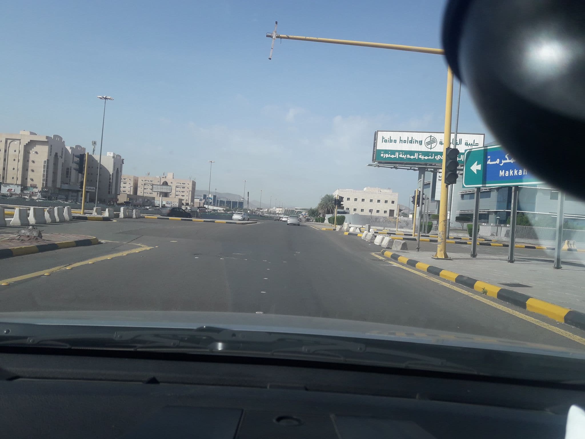Street view near Golden Al Abrar Hotel, Sulţānah — © sgs2030a (CC BY-SA · Mapillary)