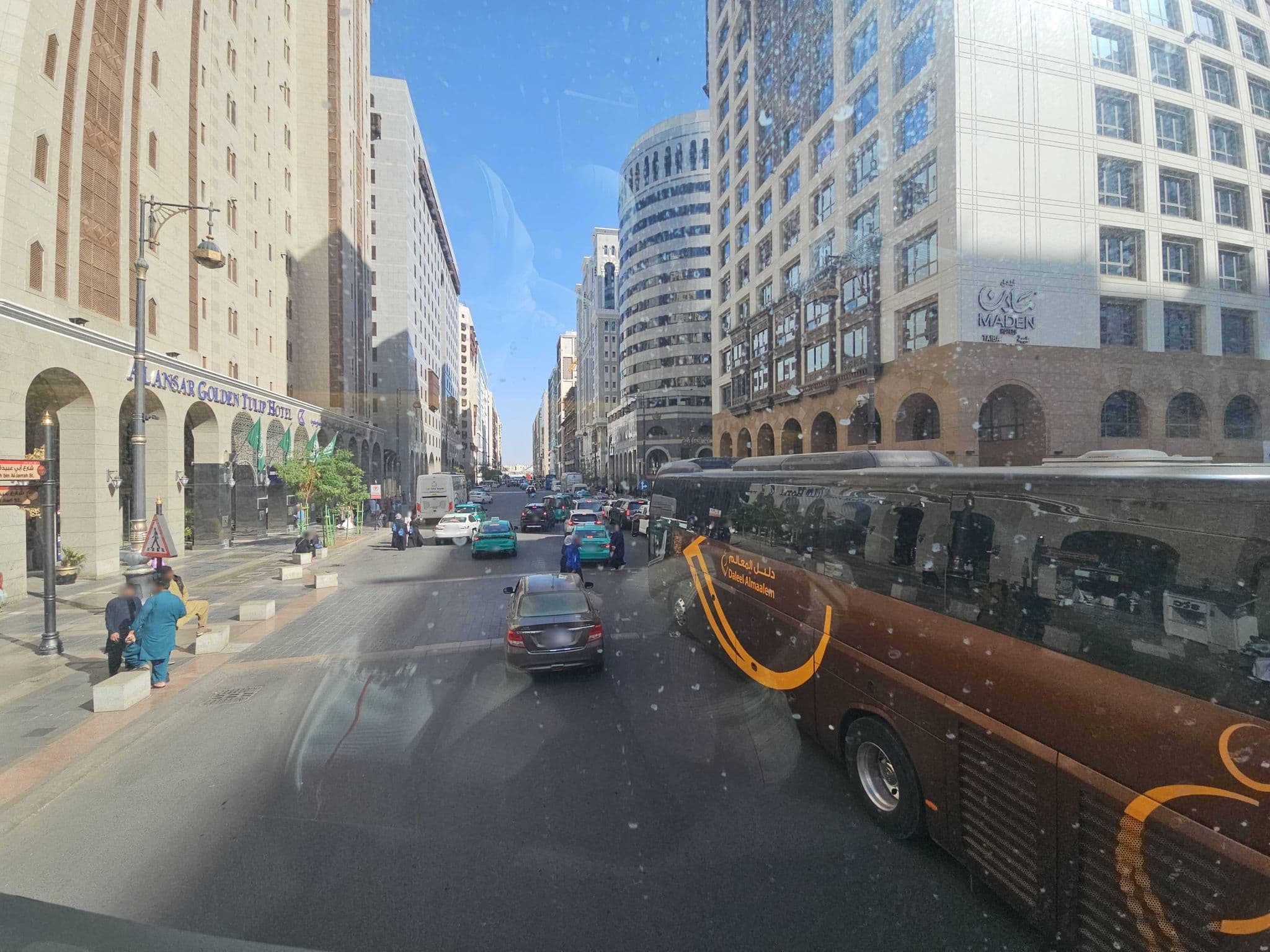 Street view near Al-Fayrouz Al-Massi Gloria Hotel & Resort, Madinah — © kirikset (CC BY-SA · Mapillary)