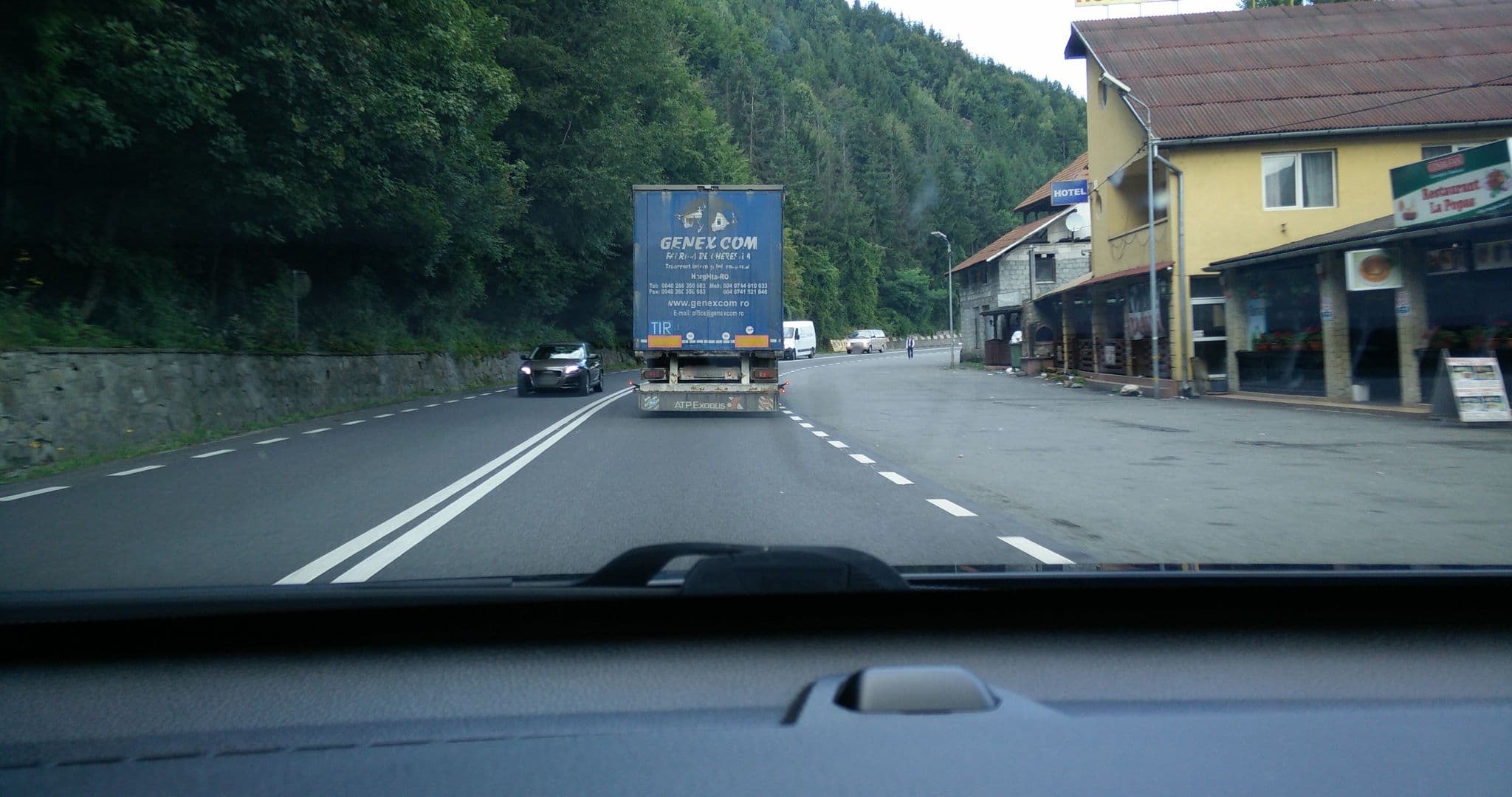 Street view near Lucas, Negreni — © strainu (CC BY-SA · Mapillary)