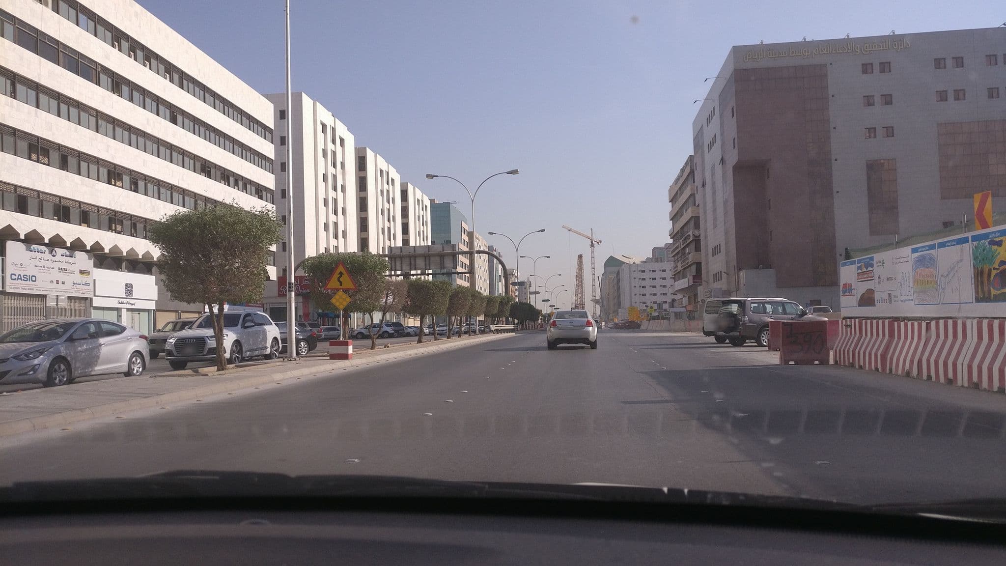 Street view near Aloft Pool, Riyadh — © mustafakamil (CC BY-SA · Mapillary)