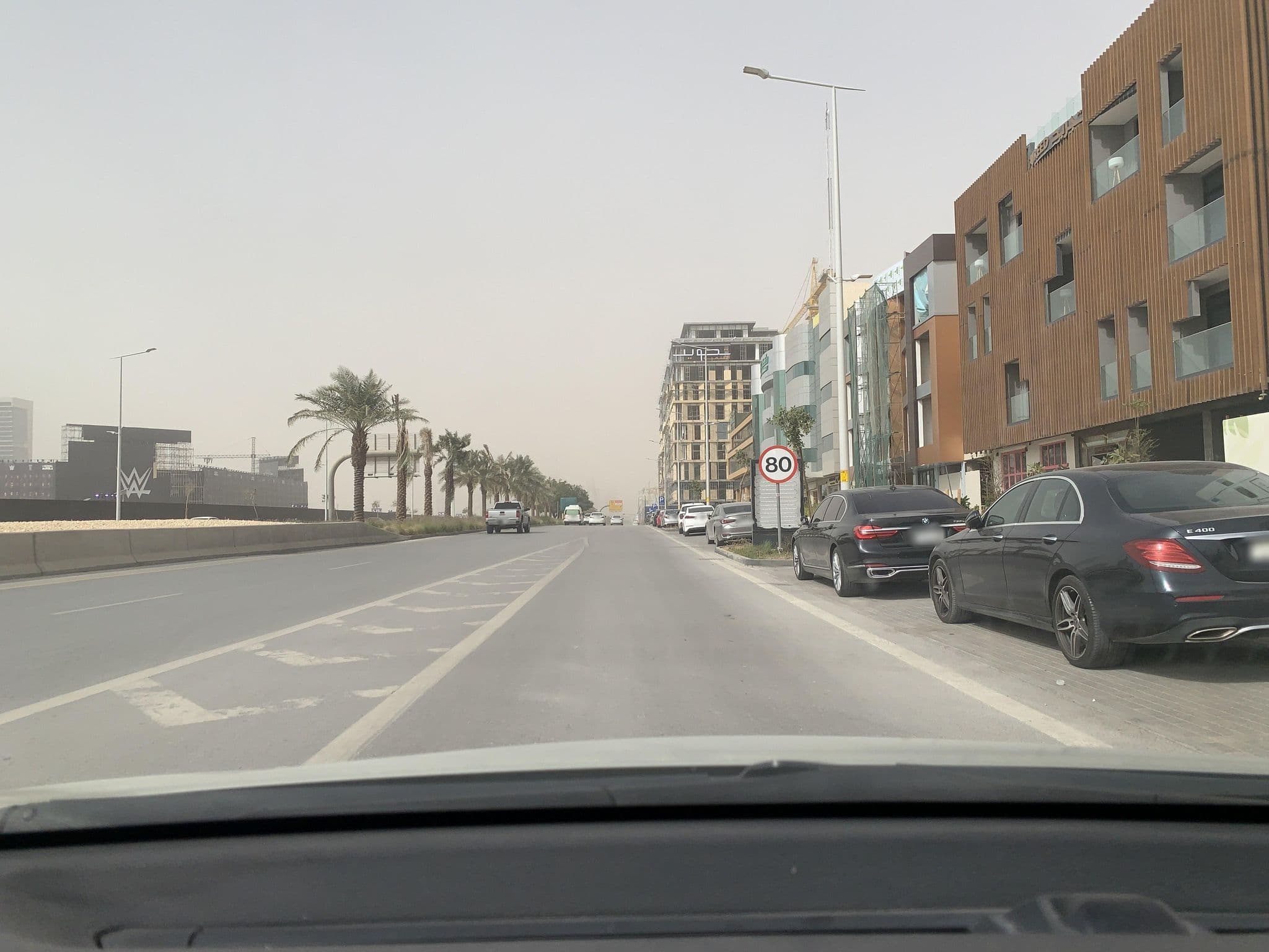 Street view near AyanHotel, ‘Irqah — © MahmoudRagab_HudhudMaps (CC BY-SA · Mapillary)