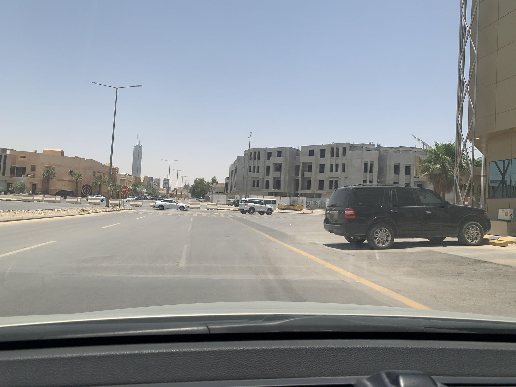 Street view near Alba Hotel, Ad Dir‘īyah — © MahmoudRagab_HudhudMaps (CC BY-SA · Mapillary)