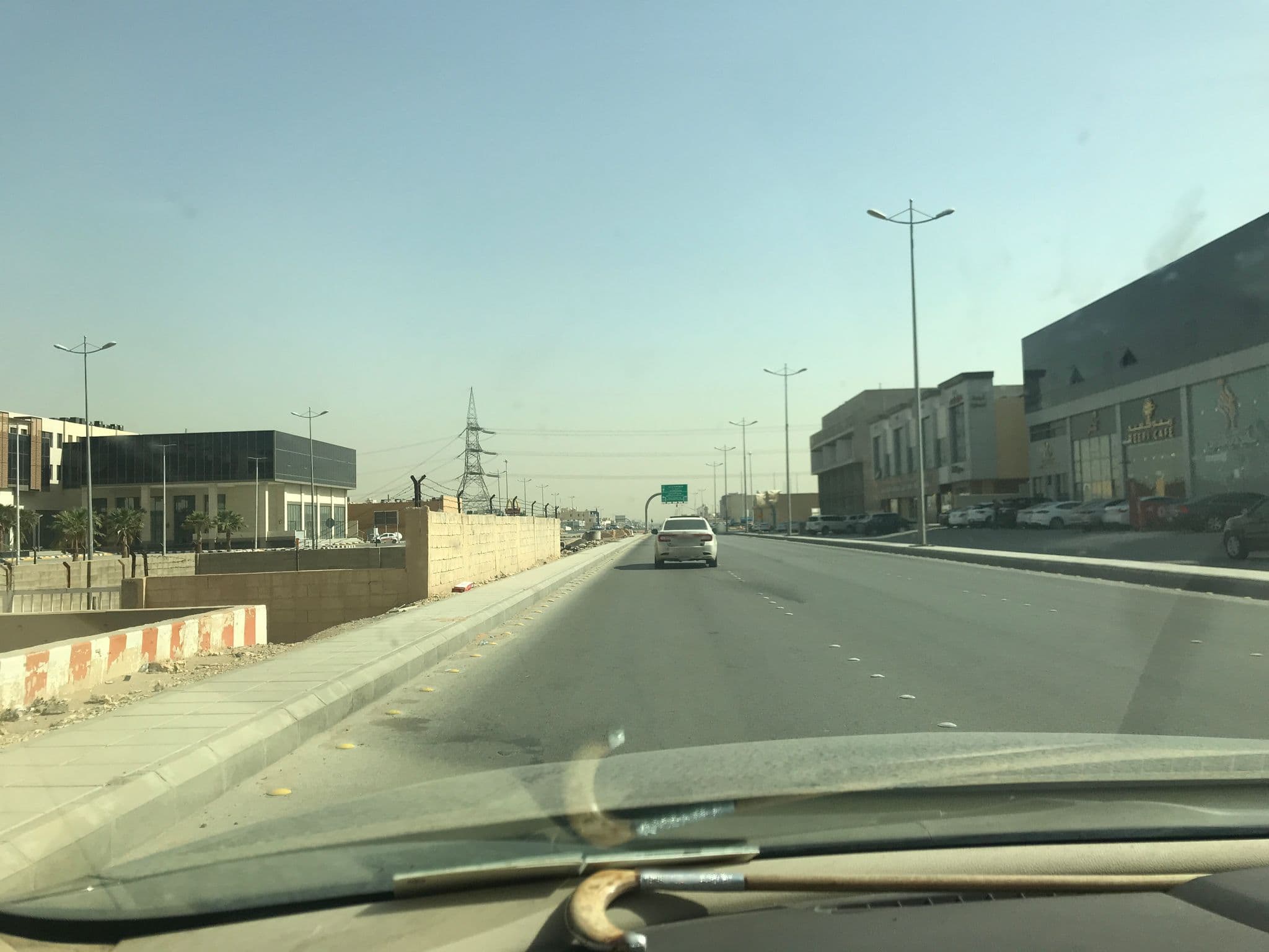Street view near Tu Jardin Hotel, Riyadh — © mjoodealtamimi (CC BY-SA · Mapillary)