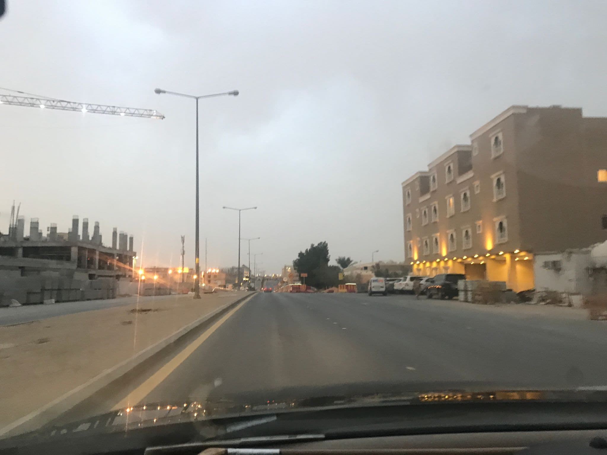 Street view near Ion Hotel, Riyadh — © mjoodealtamimi (CC BY-SA · Mapillary)