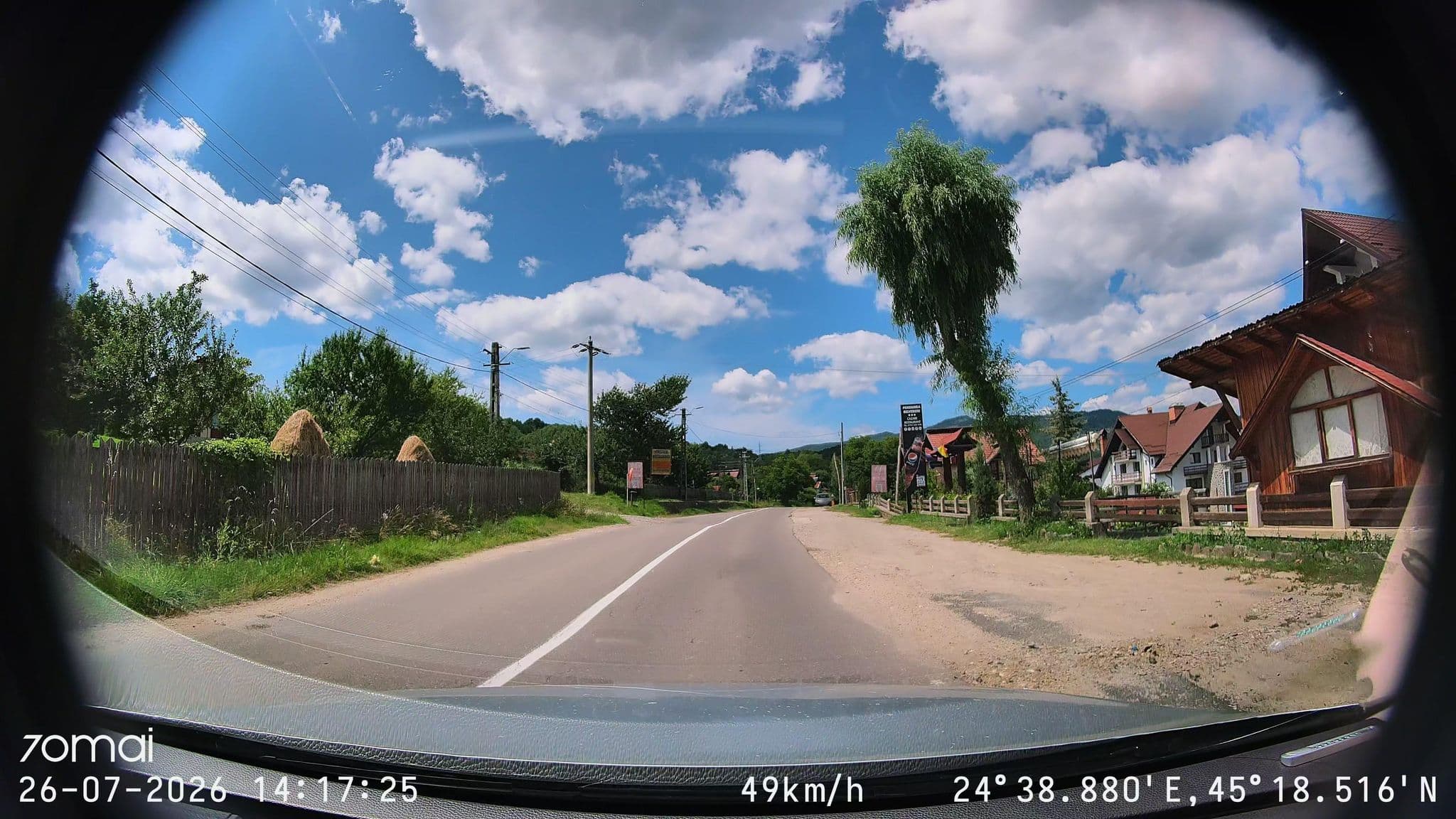 Street view near Pensiunea Belvedere, Corbeni — © doriel (CC BY-SA · Mapillary)