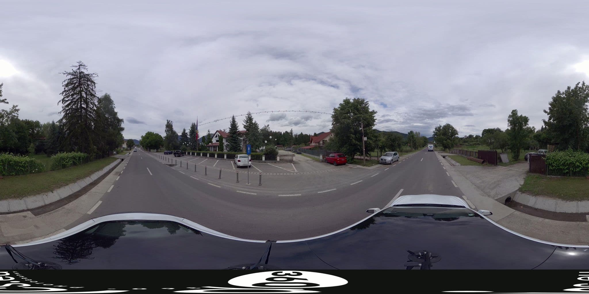 Street view near Pensiunea Elza, Bucșenești — © jipx (CC BY-SA · Mapillary)