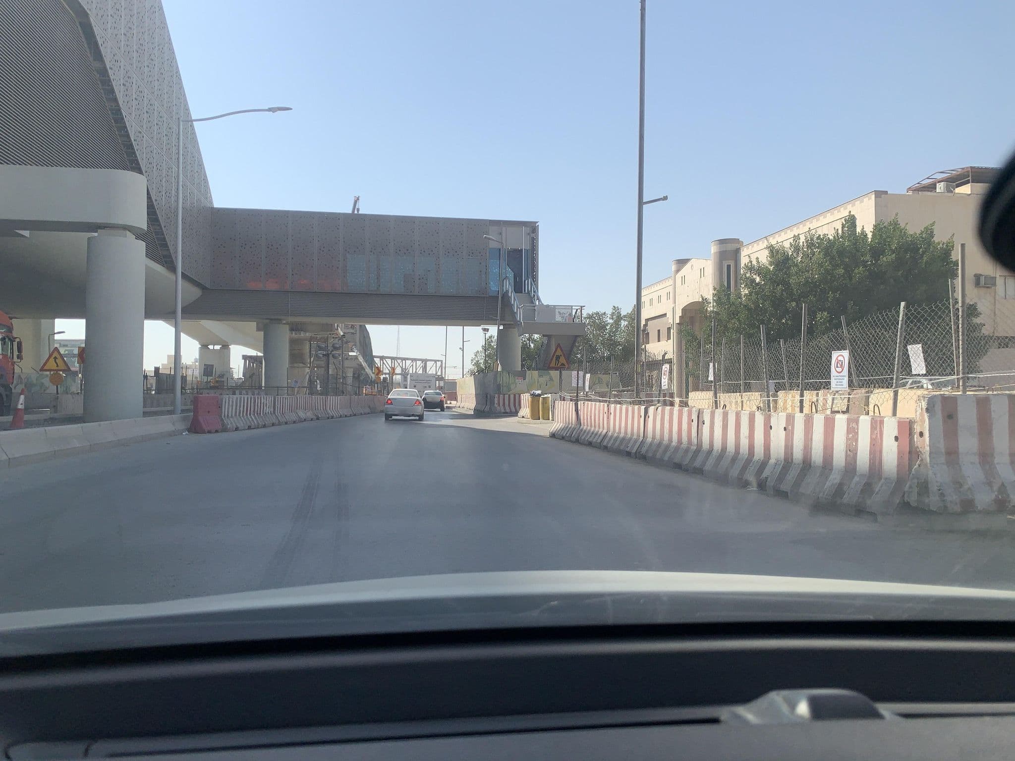 Street view near الدوحة للوحدات المفروشة, Riyadh — © mana11ahmad (CC BY-SA · Mapillary)