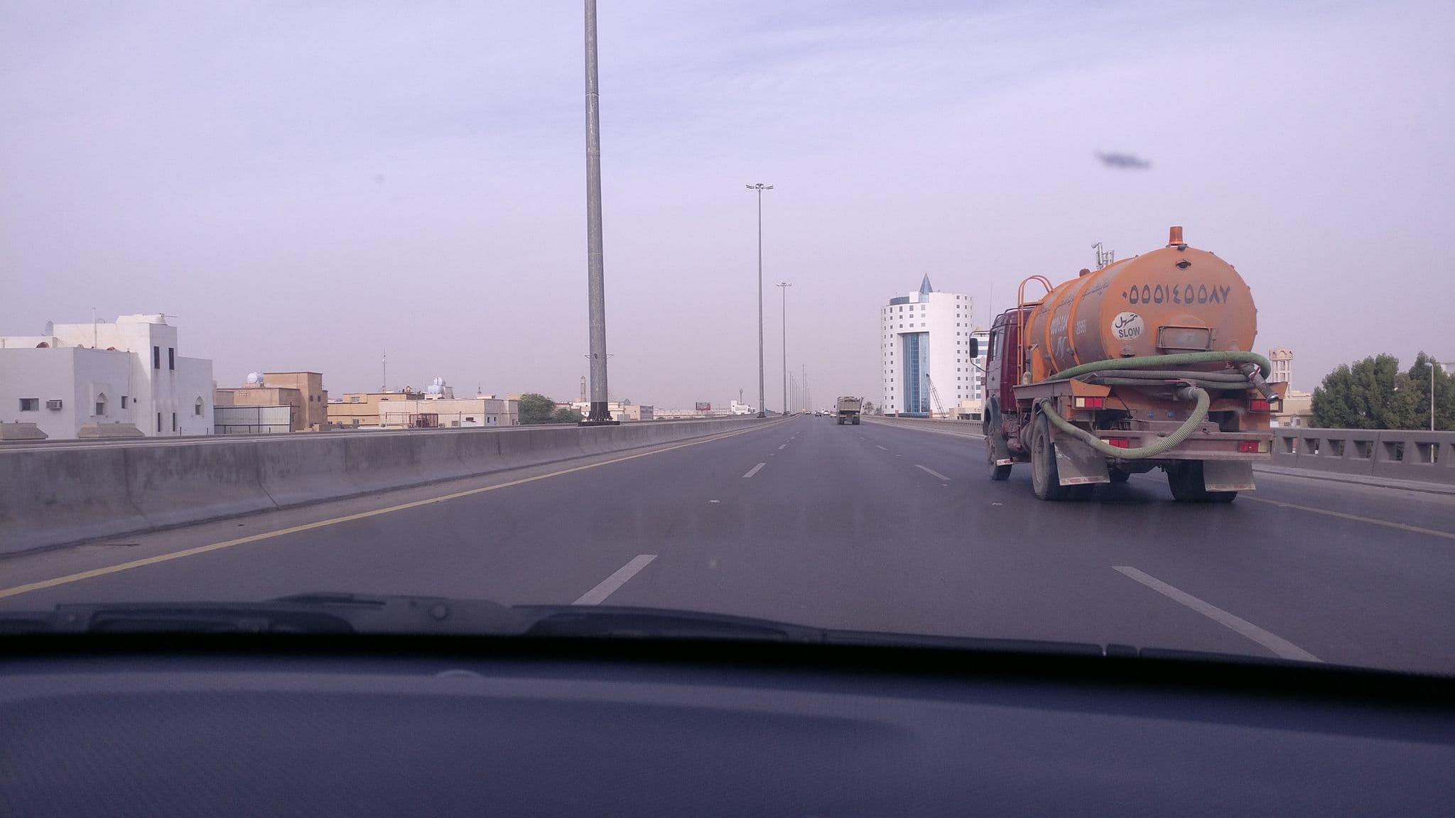 Street view near فندق برند, Buraydah — © mustafakamil (CC BY-SA · Mapillary)