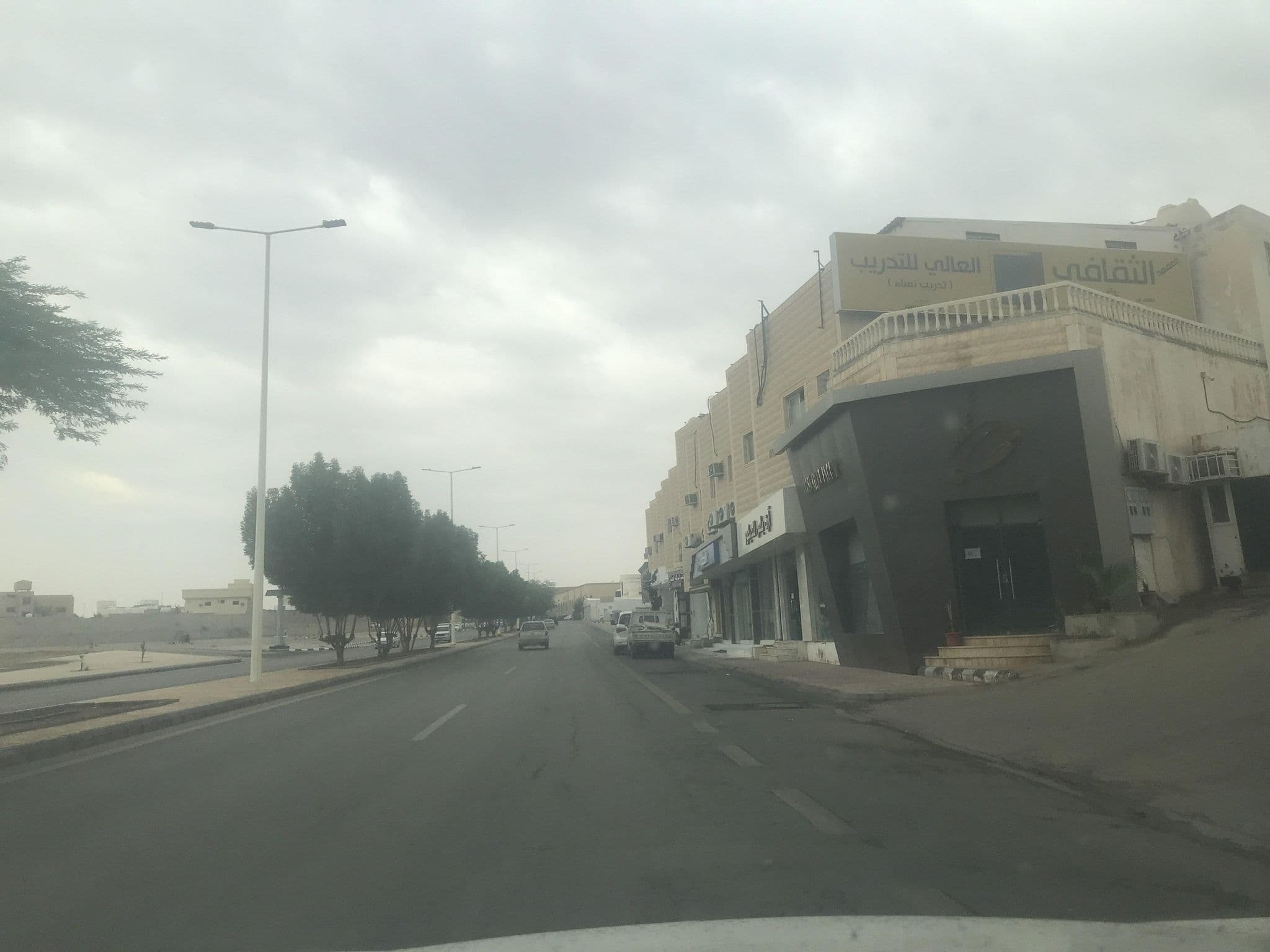 Street view near Hotel Heleyon, Buraydah — © FahadAlharbi (CC BY-SA · Mapillary)
