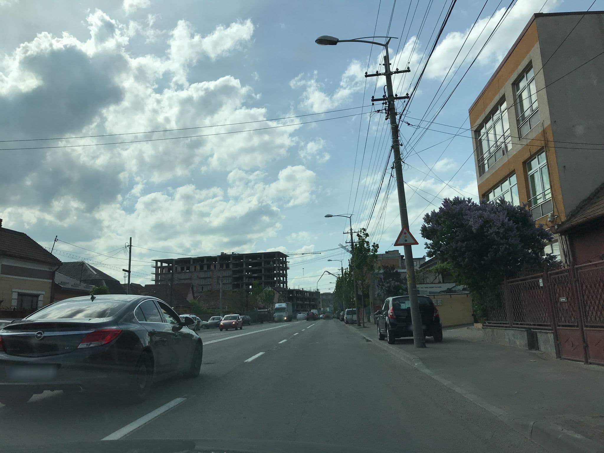 Street view near Pensiunea Carmesi, Cluj-Napoca