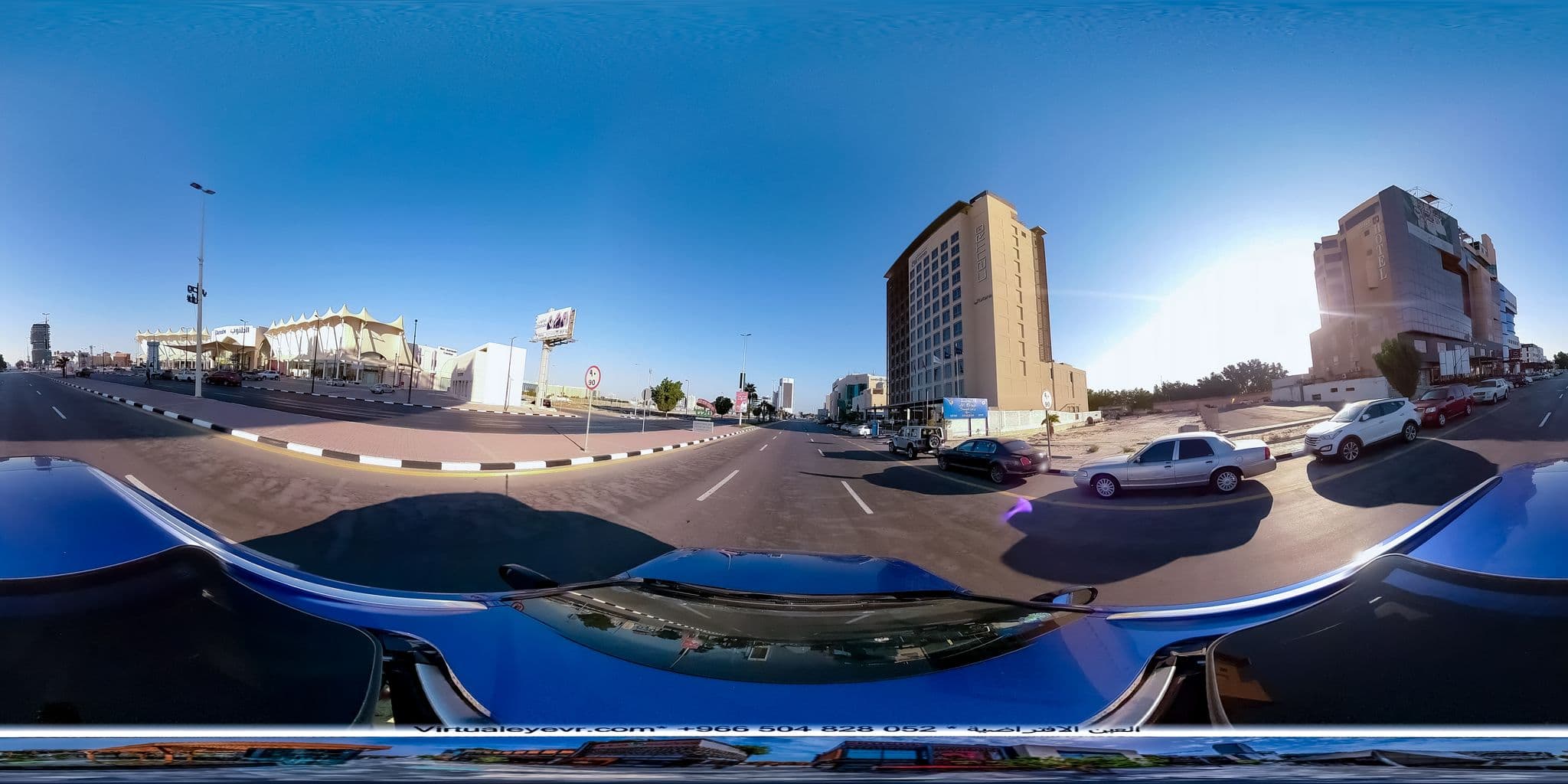 Street view near Centro Corniche, Khobar — © mahmoud12 (CC BY-SA · Mapillary)
