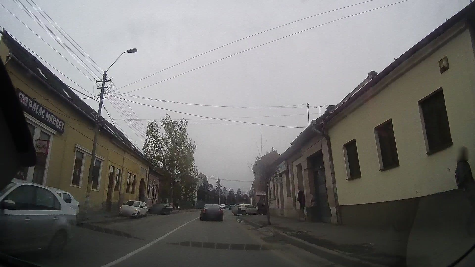 Street view near Hotel Tempo, Sâncraiu de Mureş — © tavi (CC BY-SA · Mapillary)