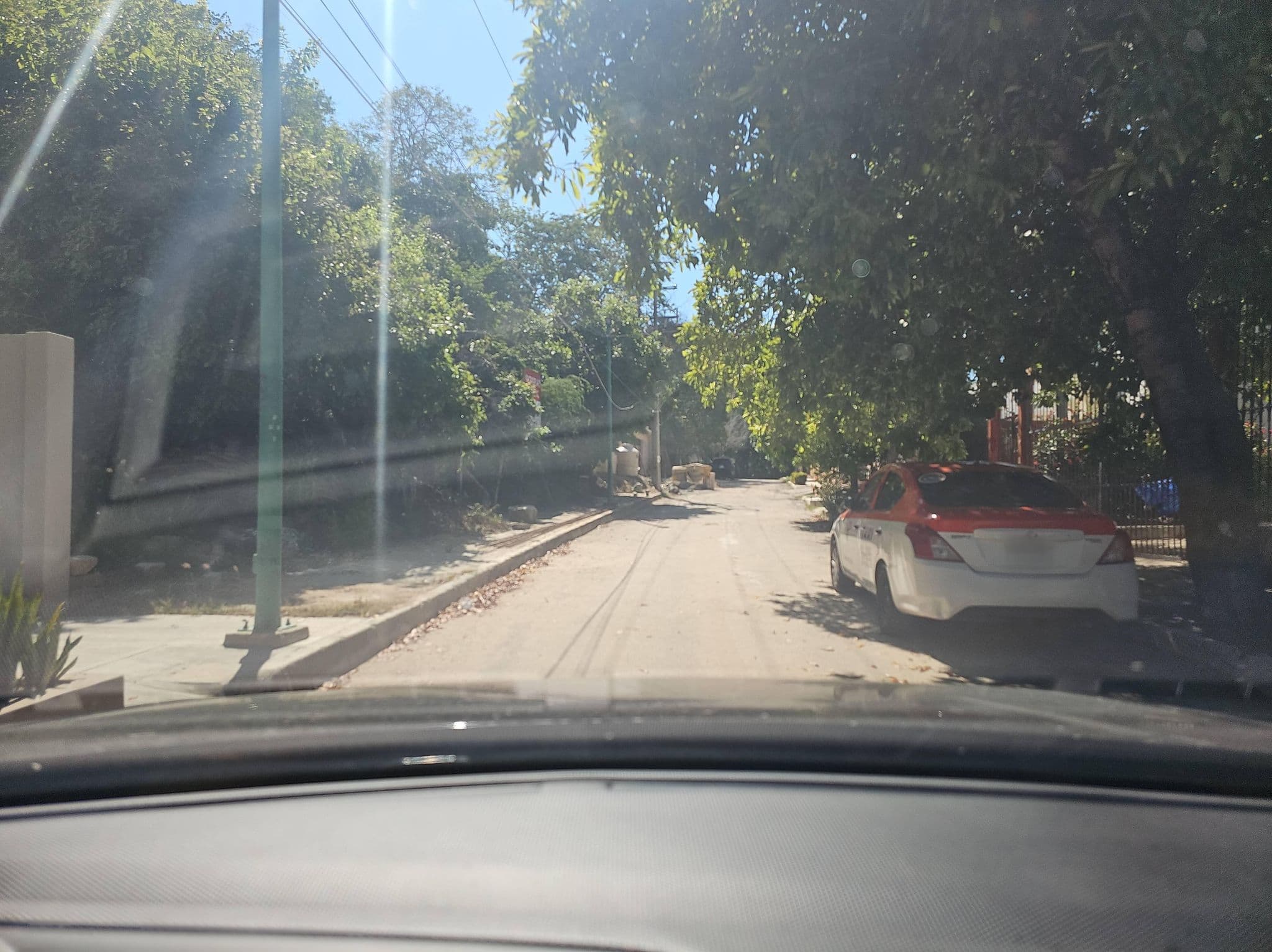 Street view near Amigos Haus, Crucecita — © ezaratemx (CC BY-SA · Mapillary)