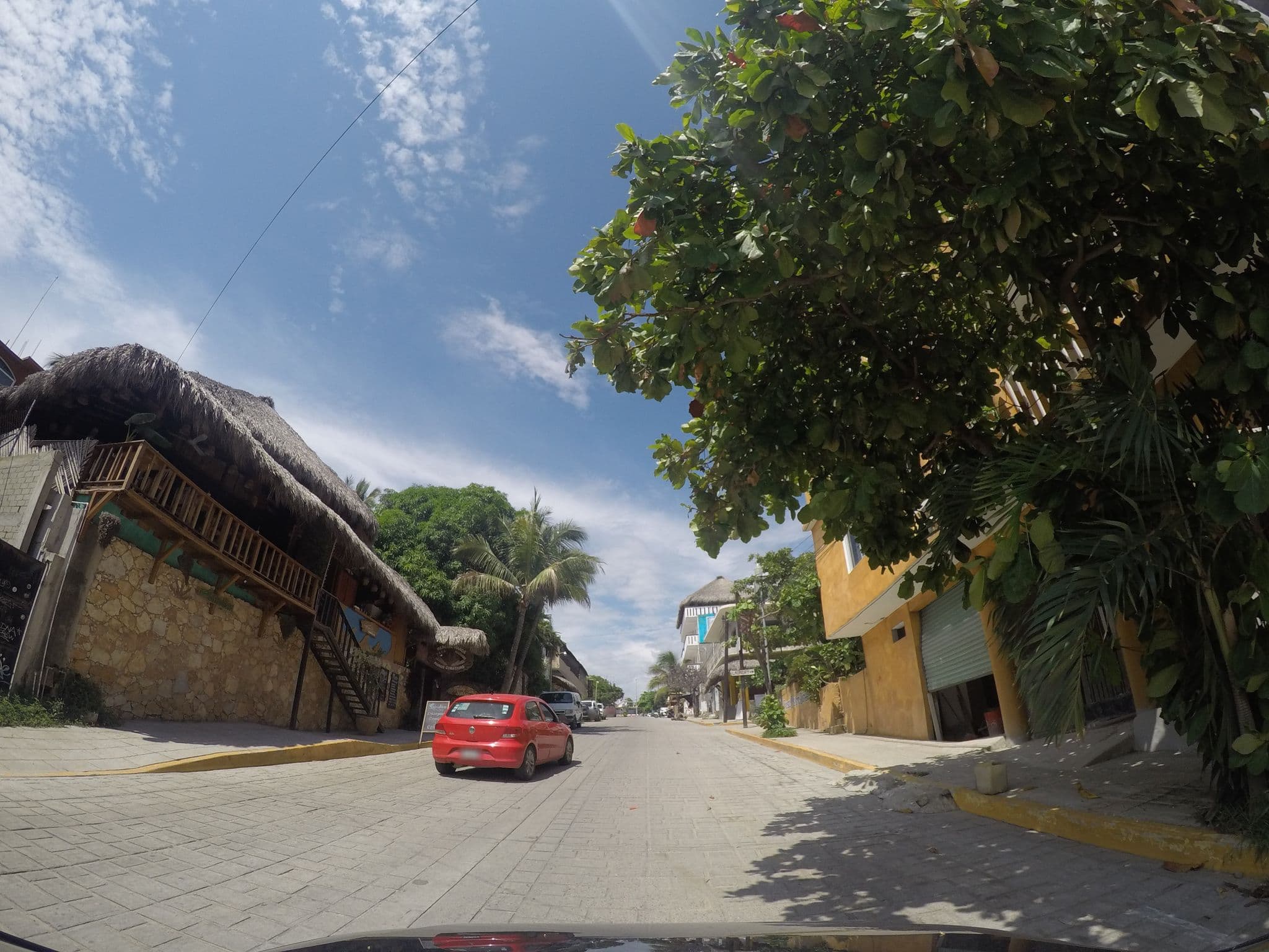 Street view near Piedra Parada, Brisas de Zicatela — © t0mmy (CC BY-SA · Mapillary)