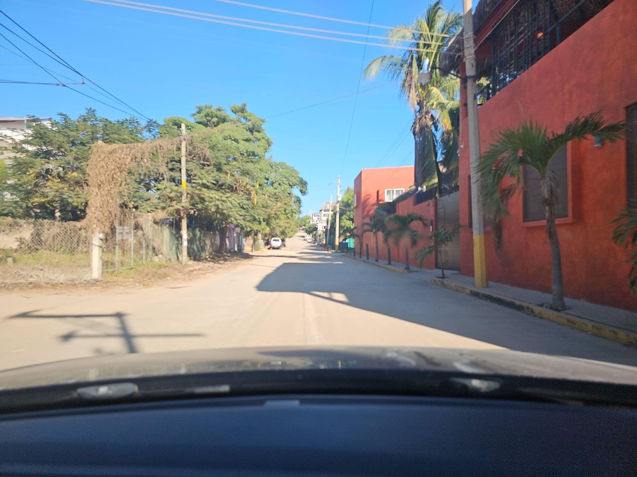 Street view near One Love Hostal, Brisas de Zicatela — © ezaratemx (CC BY-SA · Mapillary)