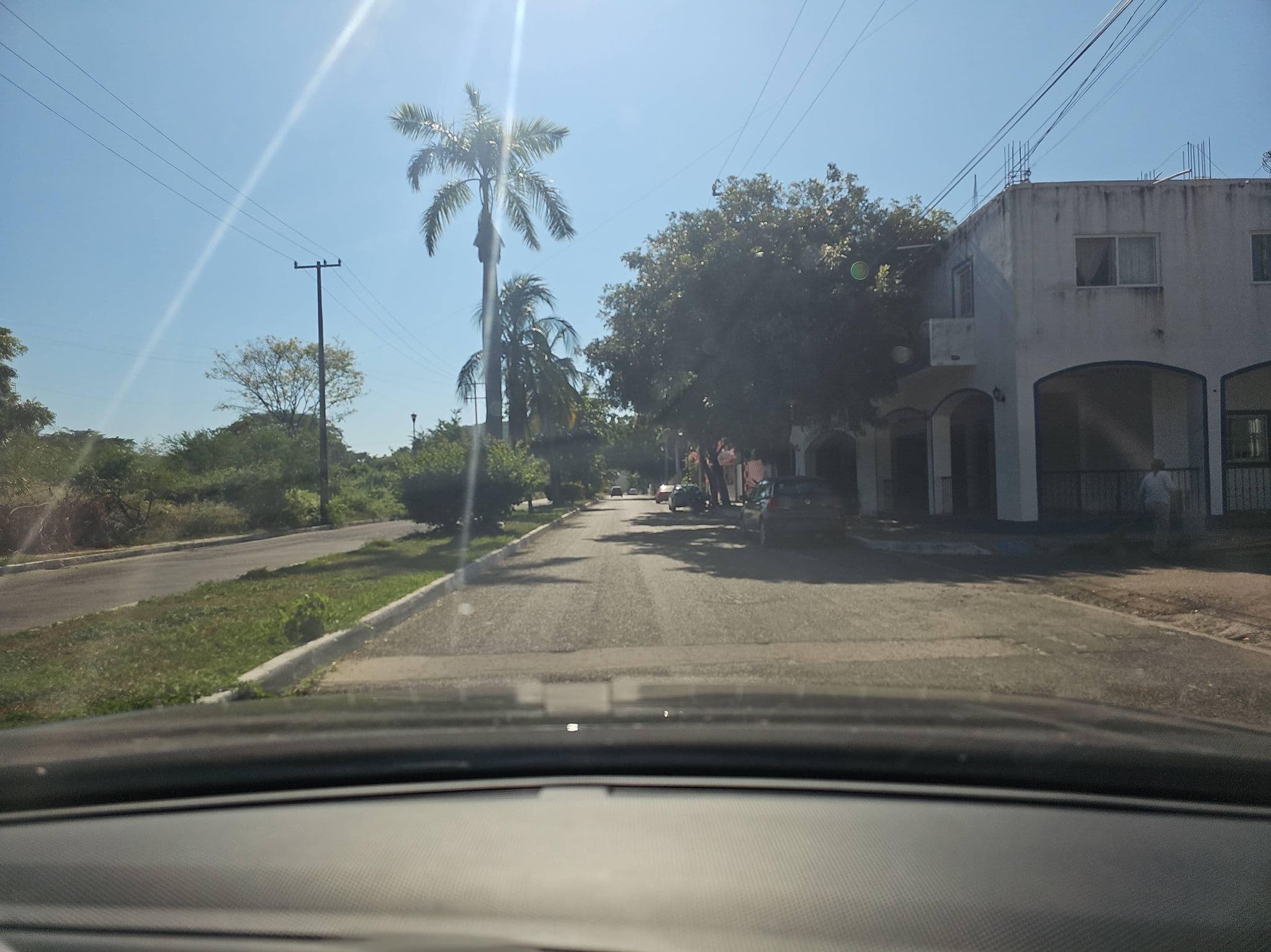 Street view near Tete's House, Crucecita — © ezaratemx (CC BY-SA · Mapillary)