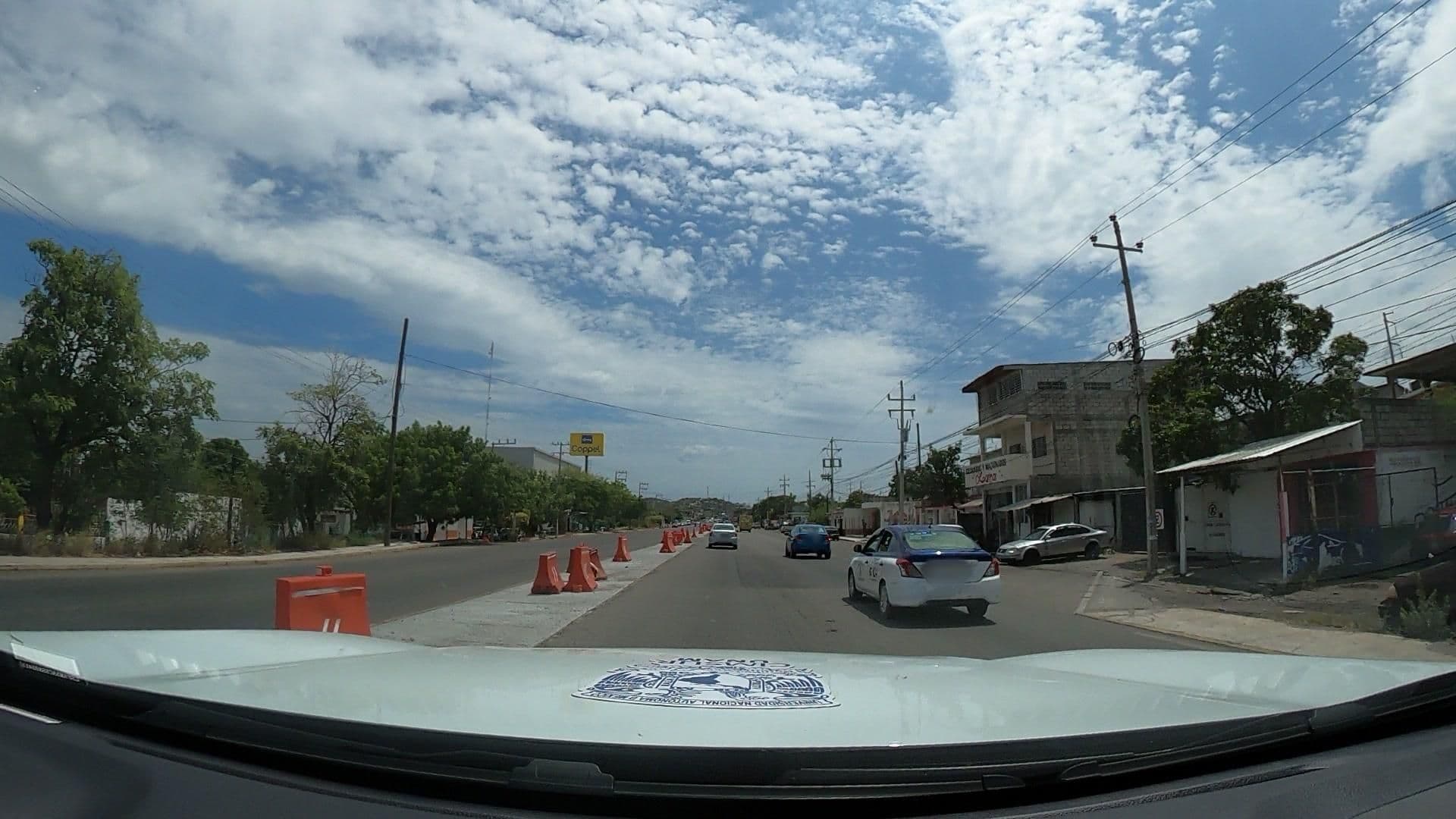 Street view near Motel el Eden, Salina Cruz — © nicovargas (CC BY-SA · Mapillary)