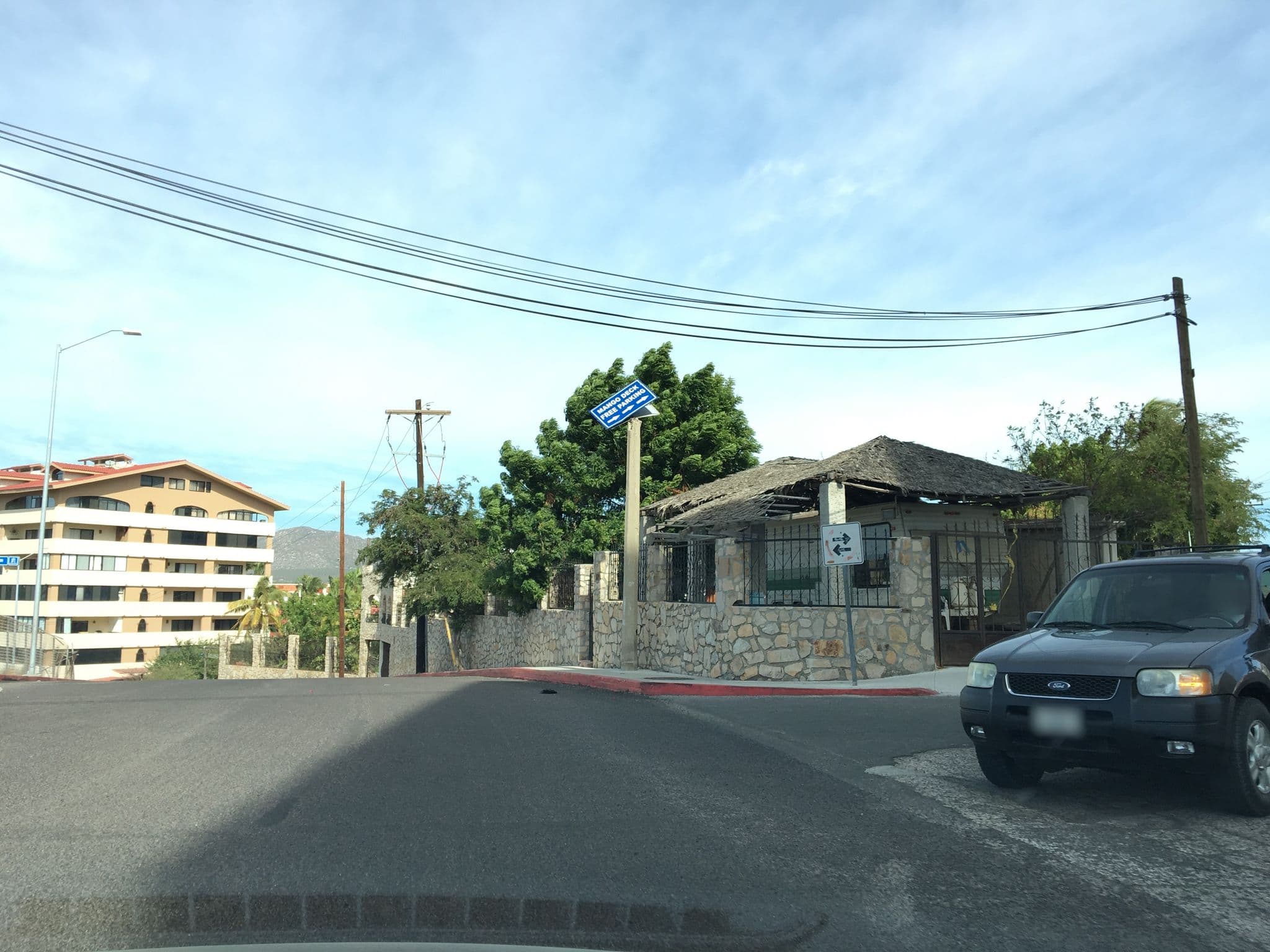 Street view near Oper Csl, Cabo San Lucas — © ccossio (CC BY-SA · Mapillary)