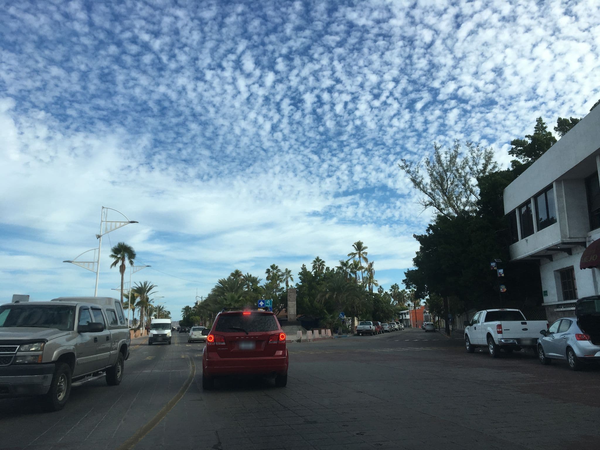 Street view near Hotel los Arcos, La Paz — © ccossio (CC BY-SA · Mapillary)