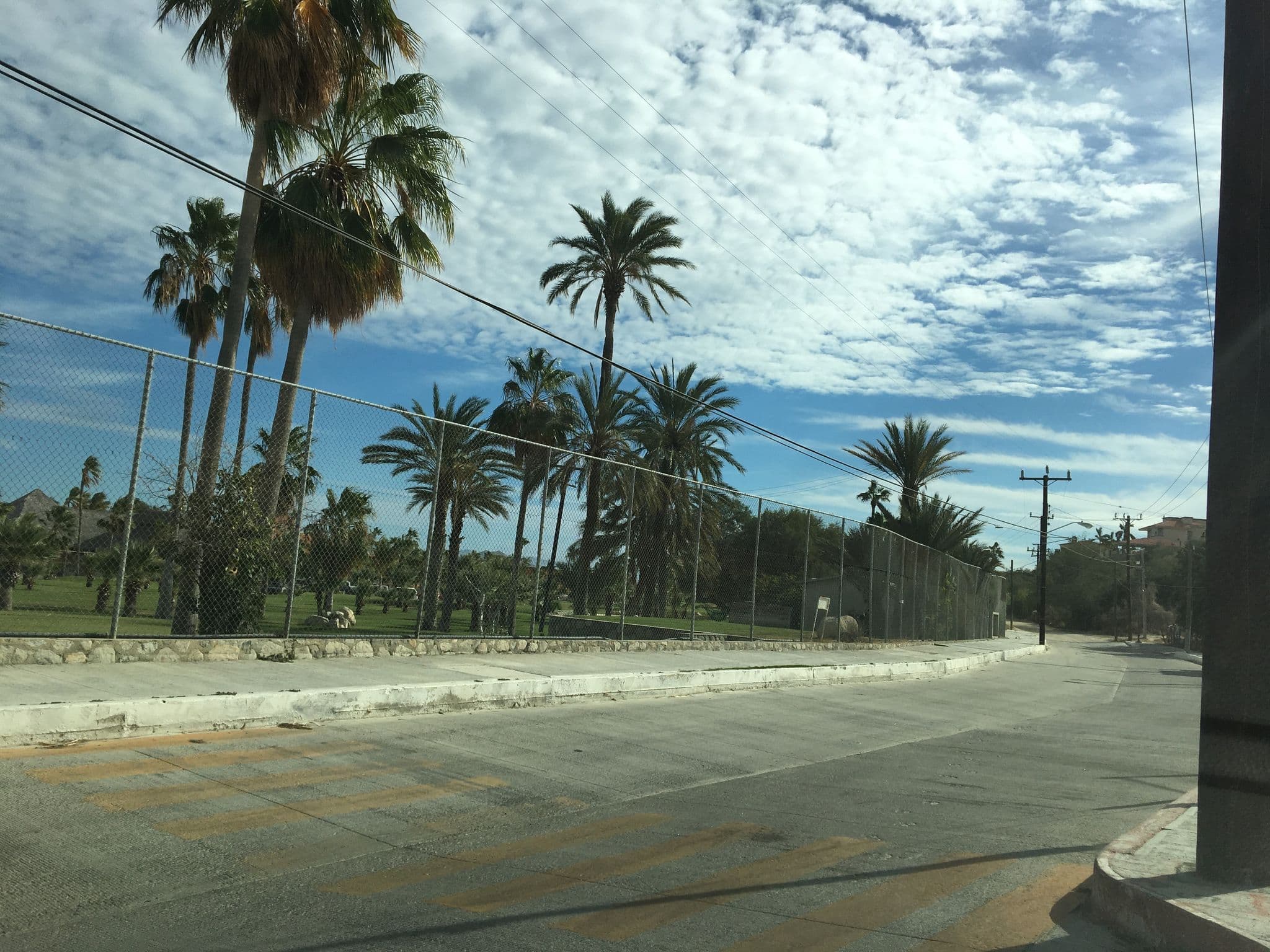 Street view near Hotel Palmas del Cortes los Barriles, Los Barriles — © ccossio (CC BY-SA · Mapillary)