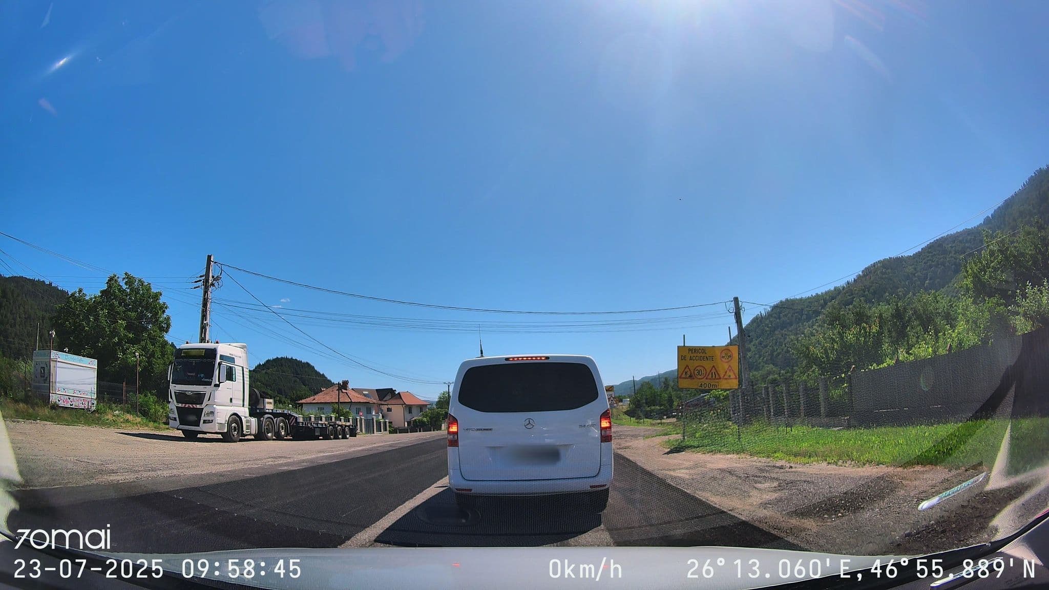 Street view near Castelul de Smarald, Pângărăcior — © doriel (CC BY-SA · Mapillary)
