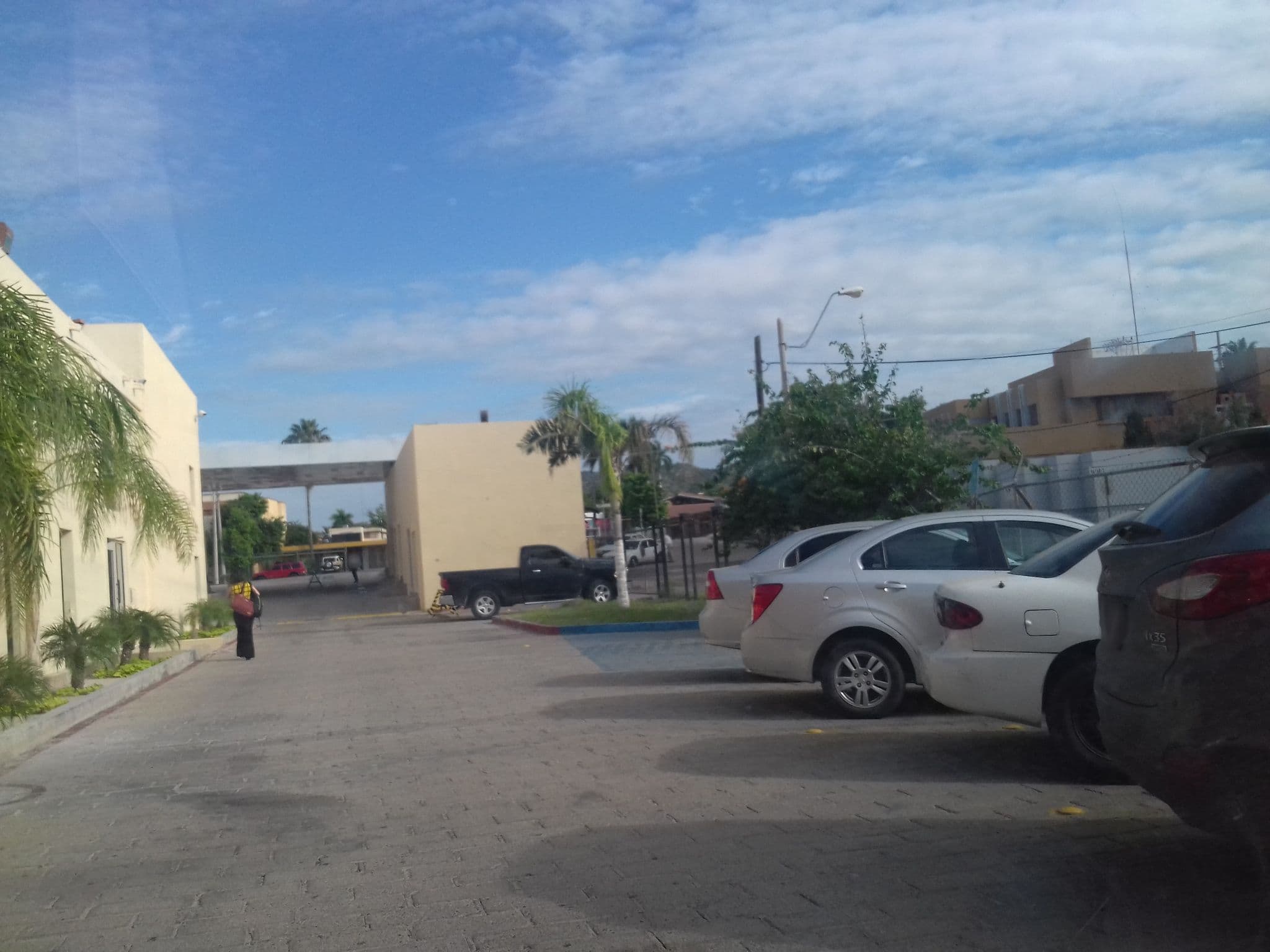 Street view near Hotel Playa de Cortes, Hermosillo — © colombia_tour (CC BY-SA · Mapillary)