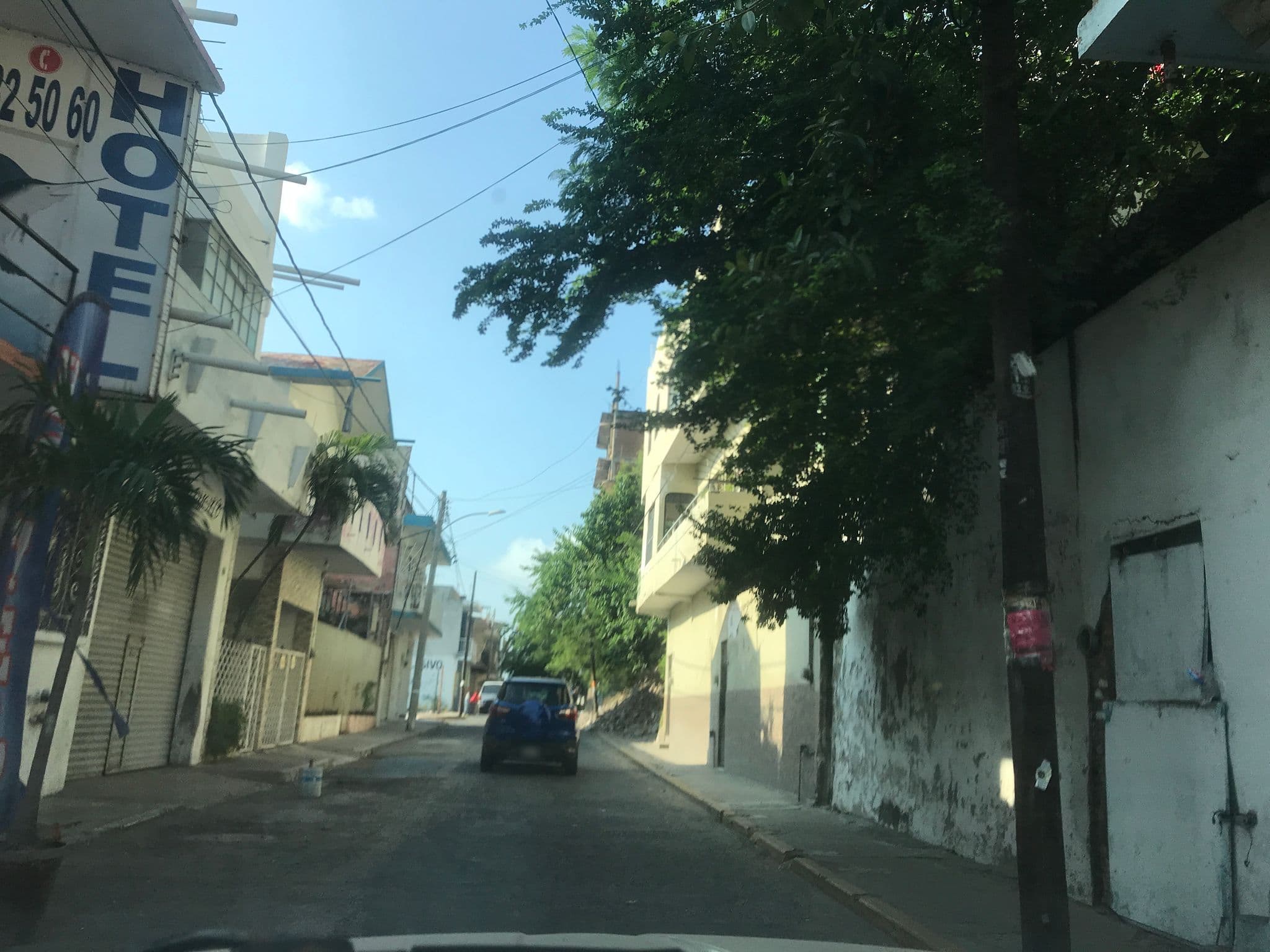 Street view near Hotel Carrillo Puerto, El Colomo — © cata2018 (CC BY-SA · Mapillary)