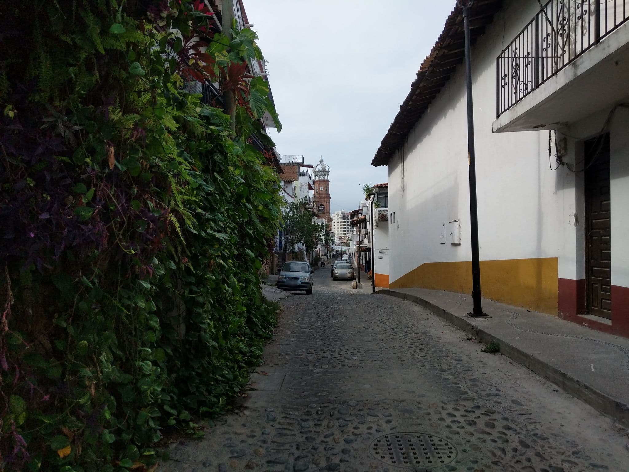 Street view near Cinco22 Hotel B&B, Puerto Vallarta — © chrisbeddow (CC BY-SA · Mapillary)