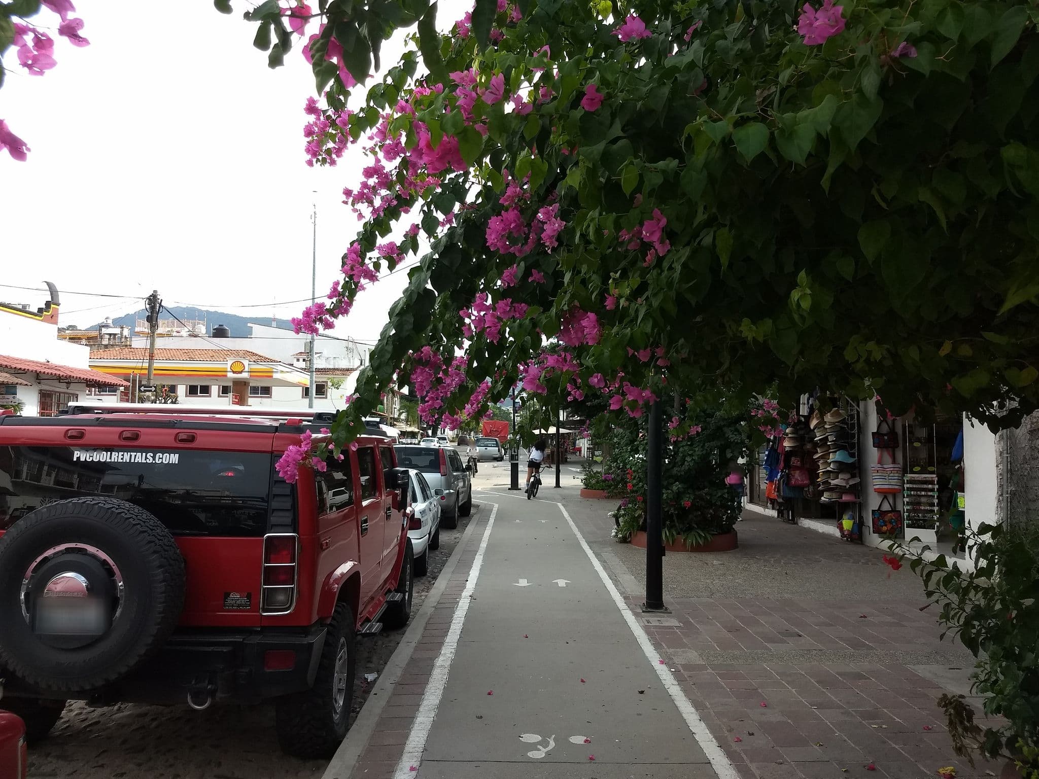 Street view near Hotel Grand Paramar, Puerto Vallarta — © zarathustra (CC BY-SA · Mapillary)