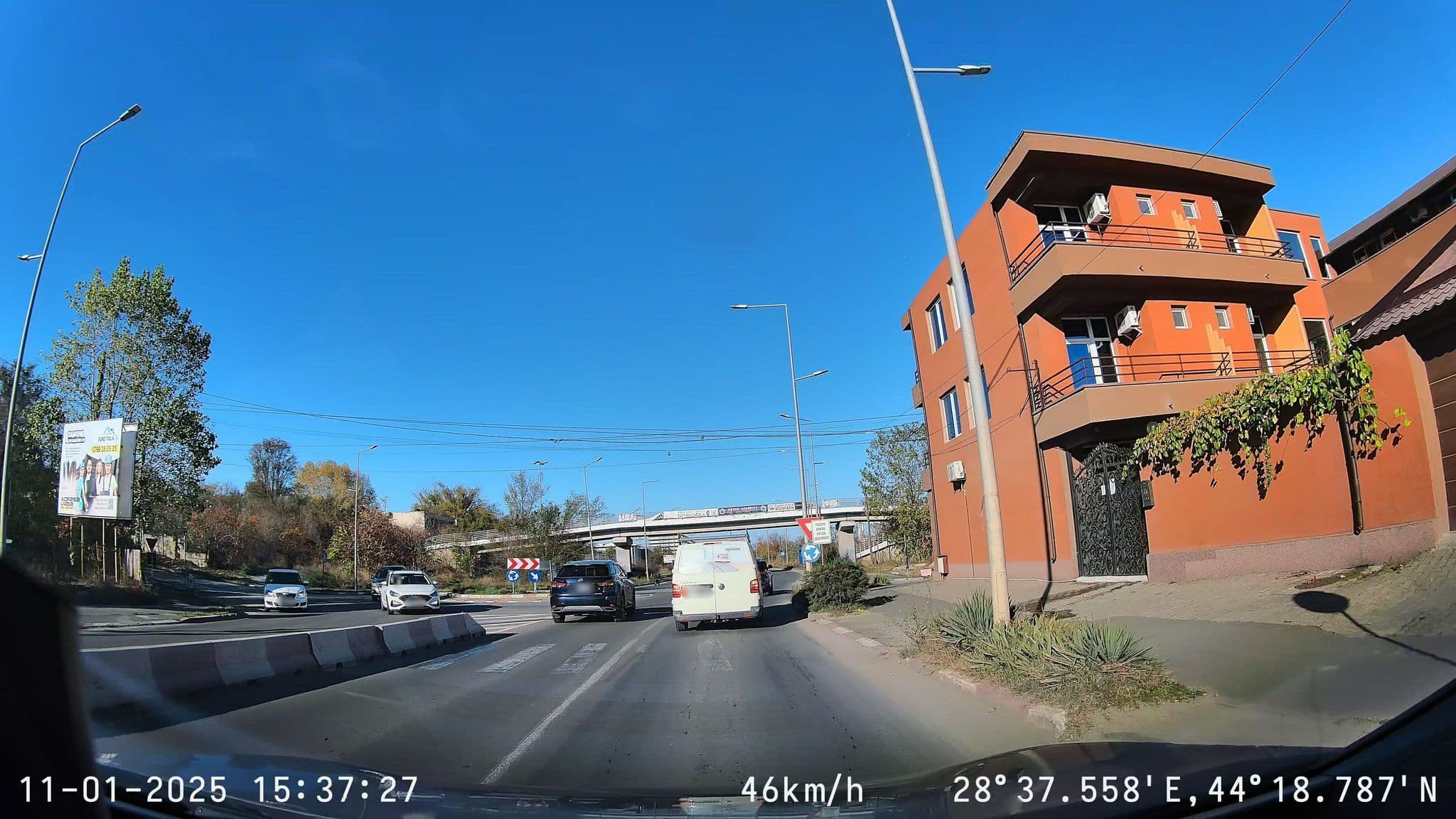 Street view near Max, Mamaia-Sat — © edjone (CC BY-SA · Mapillary)