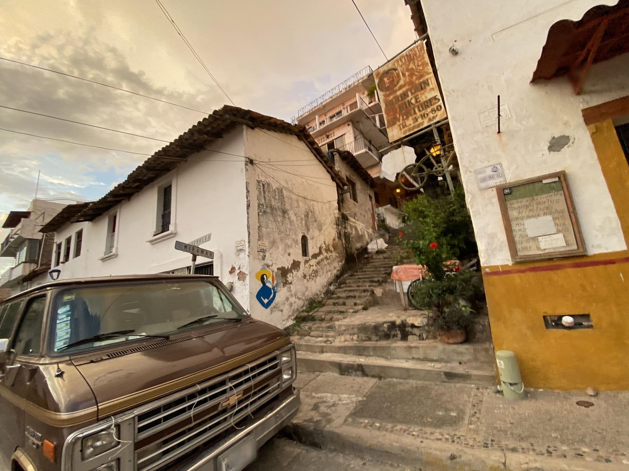 Street view near Villa Tabachines, Puerto Vallarta — © arturoae (CC BY-SA · Mapillary)