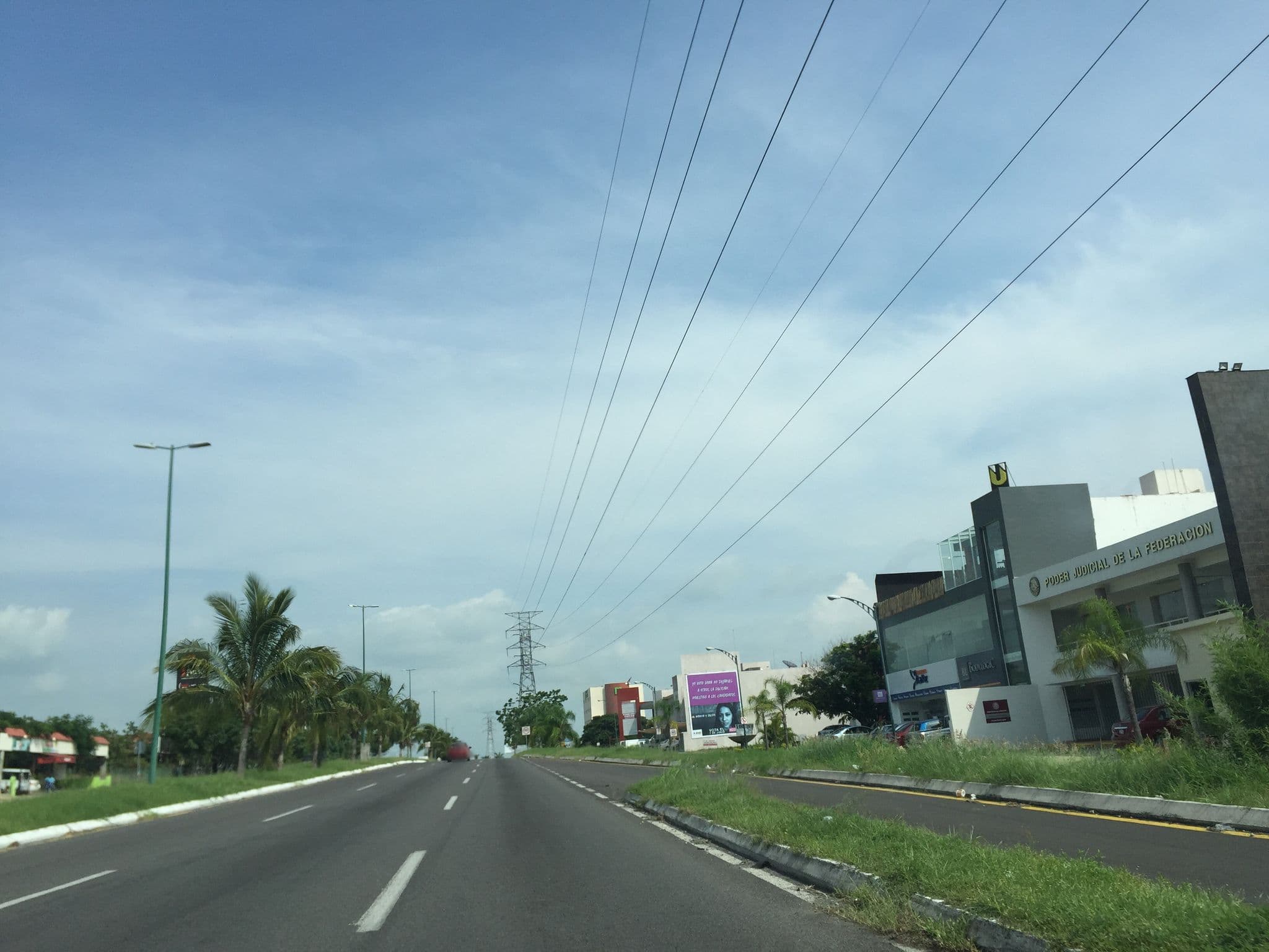 Street view near Los Mangos Hotel y Suites, Colima — © mario_chavez (CC BY-SA · Mapillary)