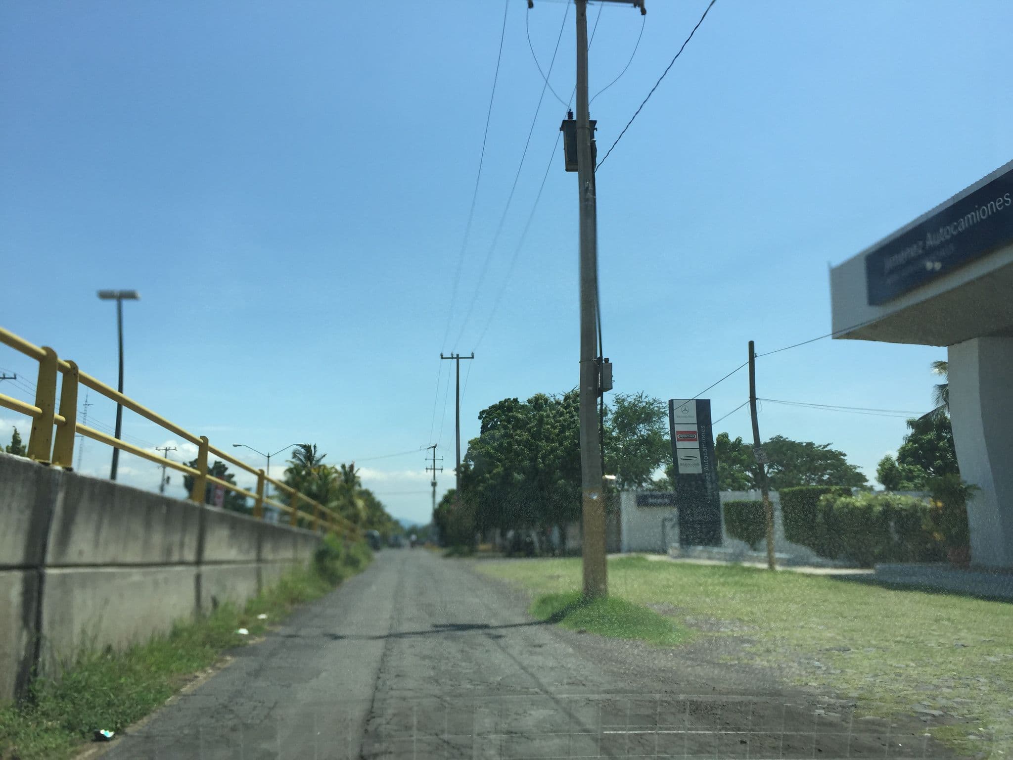Street view near Hotel  Coranda, Colima — © mario_chavez (CC BY-SA · Mapillary)
