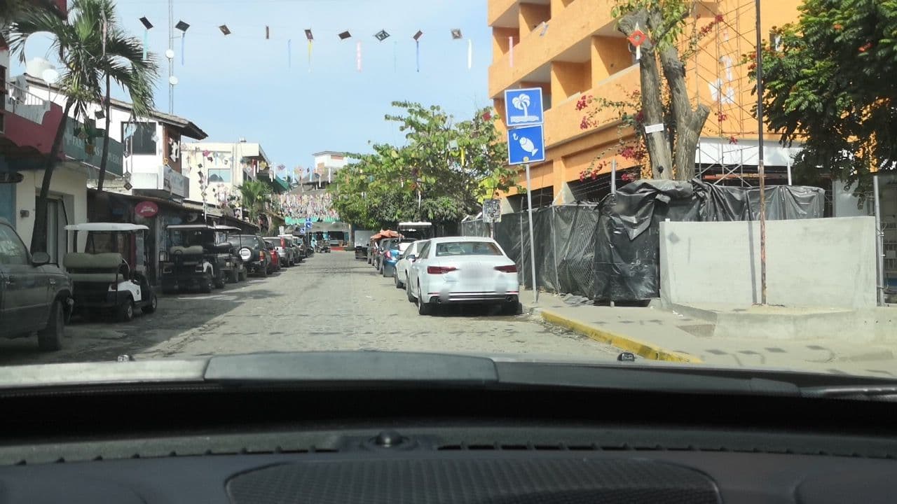 Street view near Chillum Surf House, Sayulita — © oramire (CC BY-SA · Mapillary)