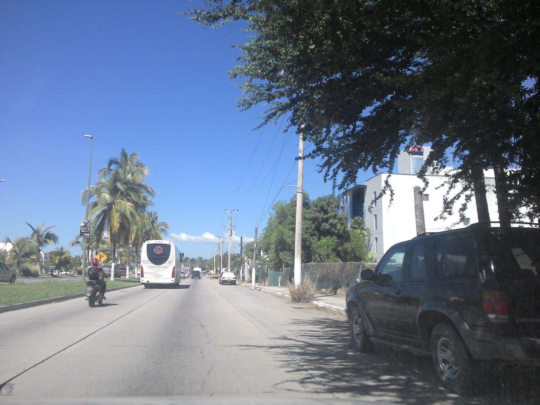 Street view near alberca comfort inn, Las Juntas — © xe1gyp (CC BY-SA · Mapillary)