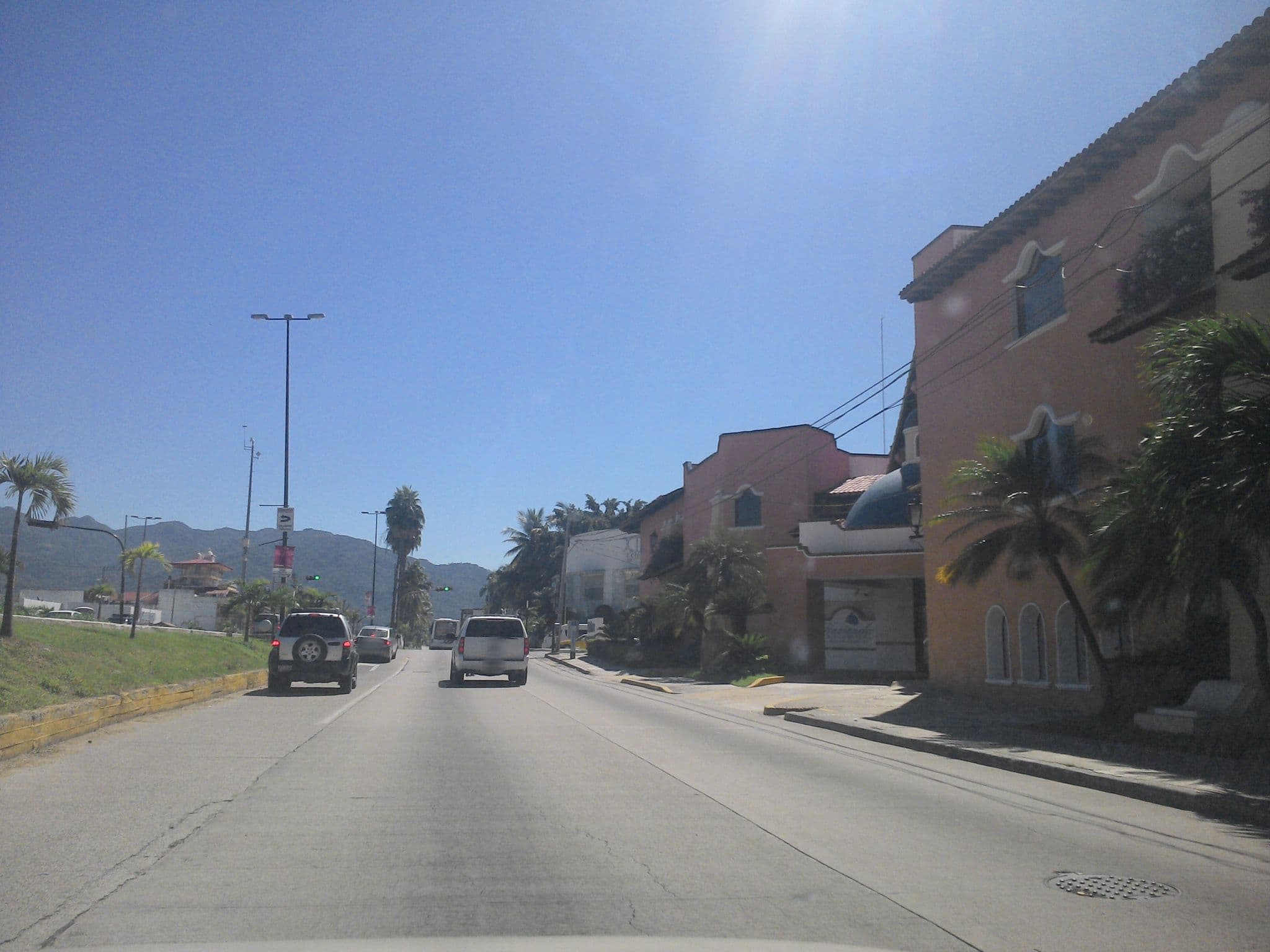 Street view near Hacienda Hotel & Spa Habitacion 105, Puerto Vallarta — © xe1gyp (CC BY-SA · Mapillary)