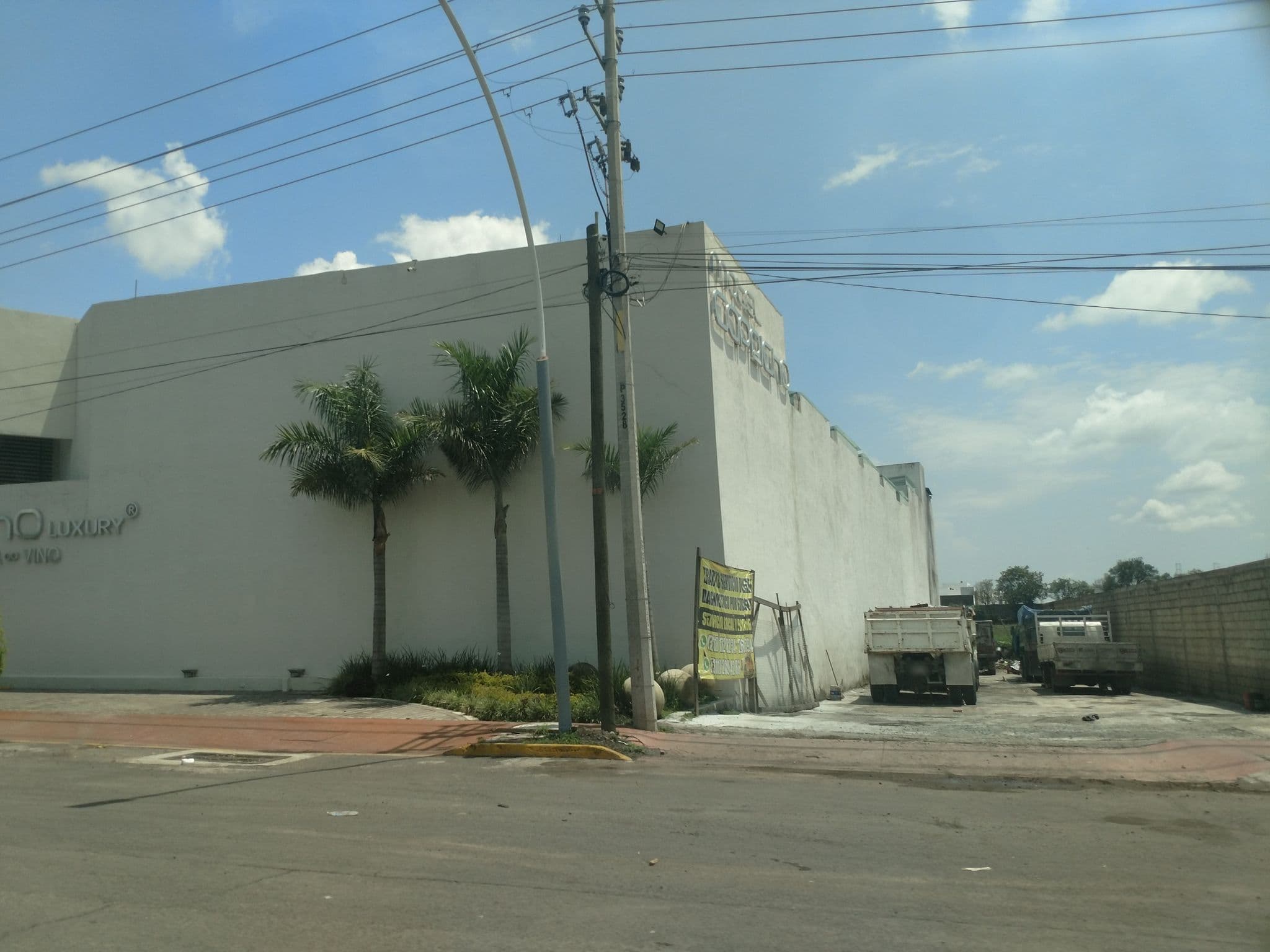 Street view near Motel Capricho Luxury, San Cayetano — © eddie845 (CC BY-SA · Mapillary)
