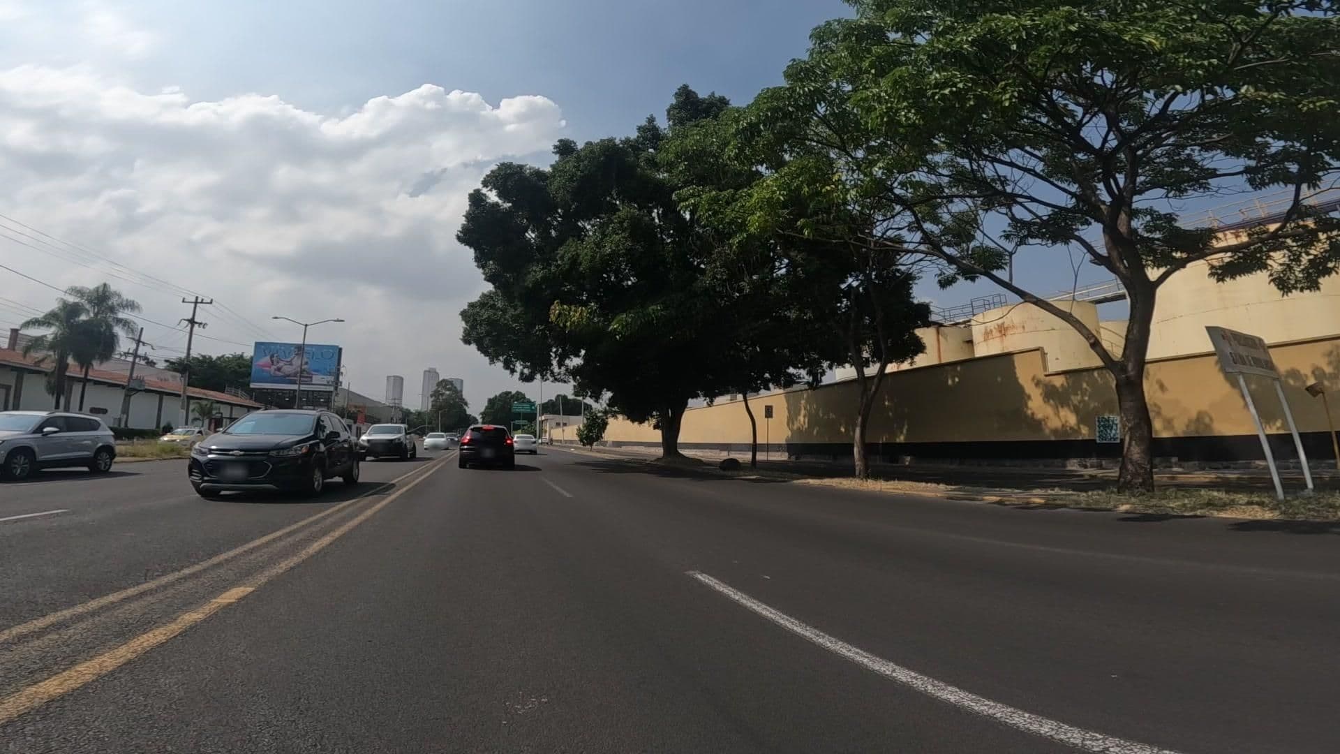 Street view near Cruz Leon Jose, Zapopan2 — © danielpc (CC BY-SA · Mapillary)