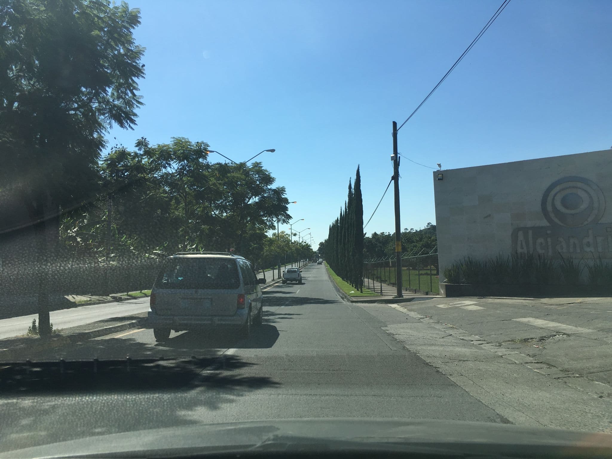 Street view near Motel El Pedregal, Uruapan — © nicovargas (CC BY-SA · Mapillary)
