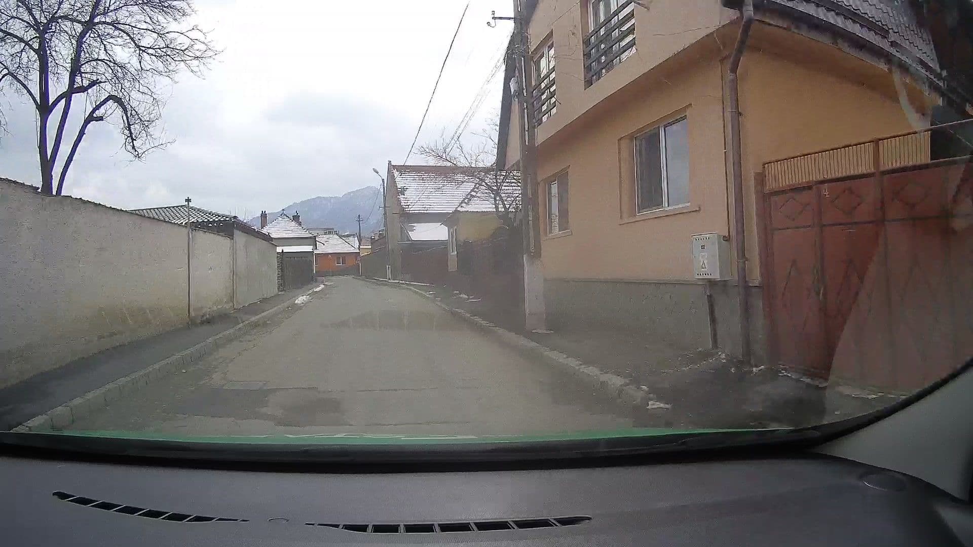 Street view near Vila Crăița, Zărnești — © tavi (CC BY-SA · Mapillary)