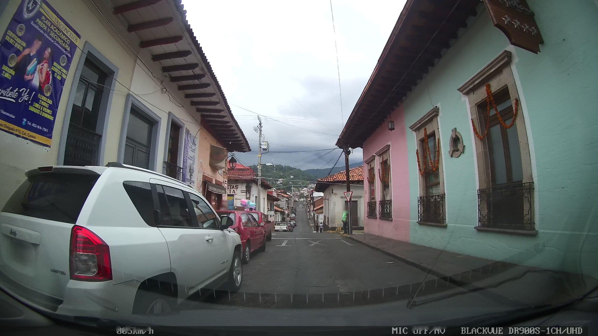 Street view near Hotel Mi Solar Bed & Breakfast Uruapan, Uruapan — © nicovargas (CC BY-SA · Mapillary)