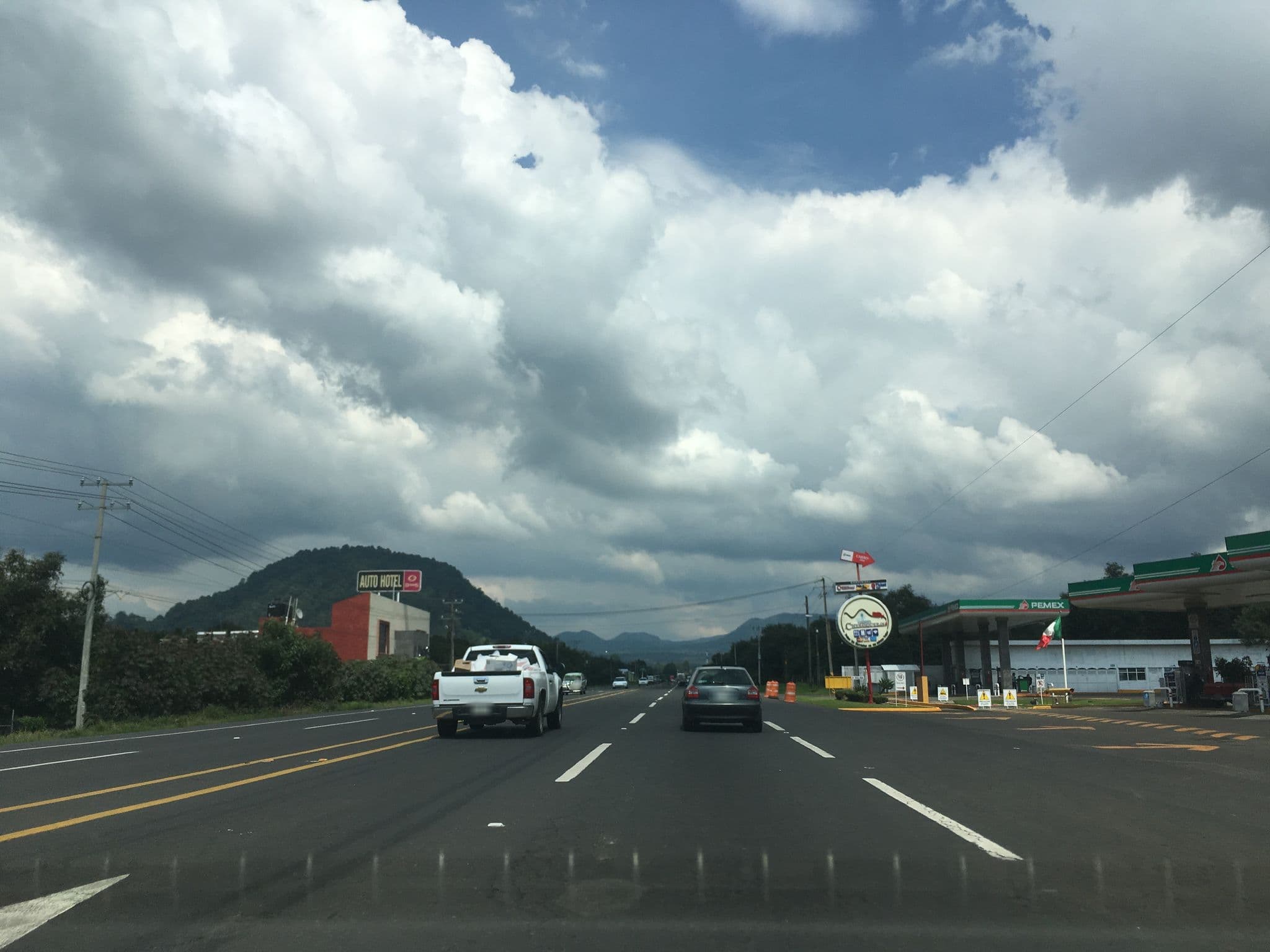 Street view near Hotel Mi Ranchito, Uruapan — © nicovargas (CC BY-SA · Mapillary)