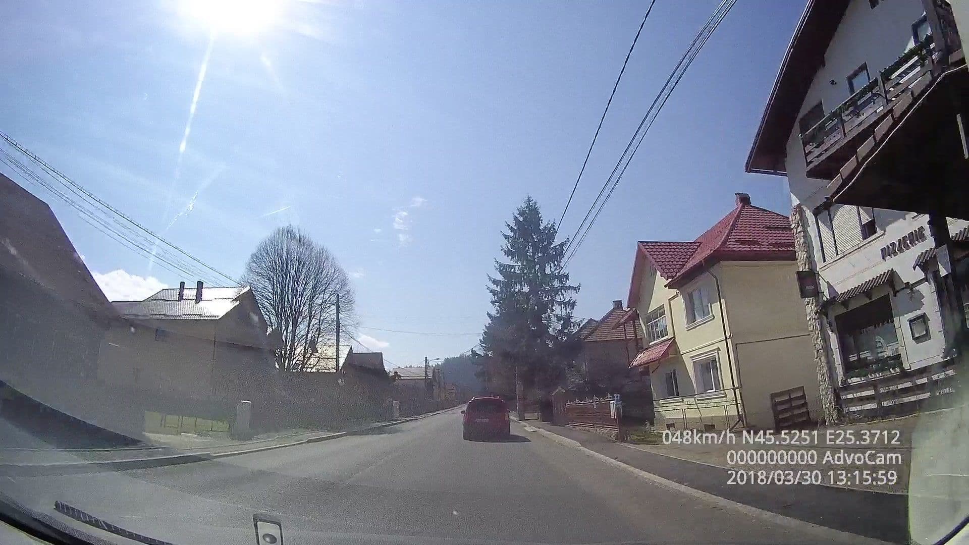 Street view near Casa Thomas, Bran — © tavi (CC BY-SA · Mapillary)