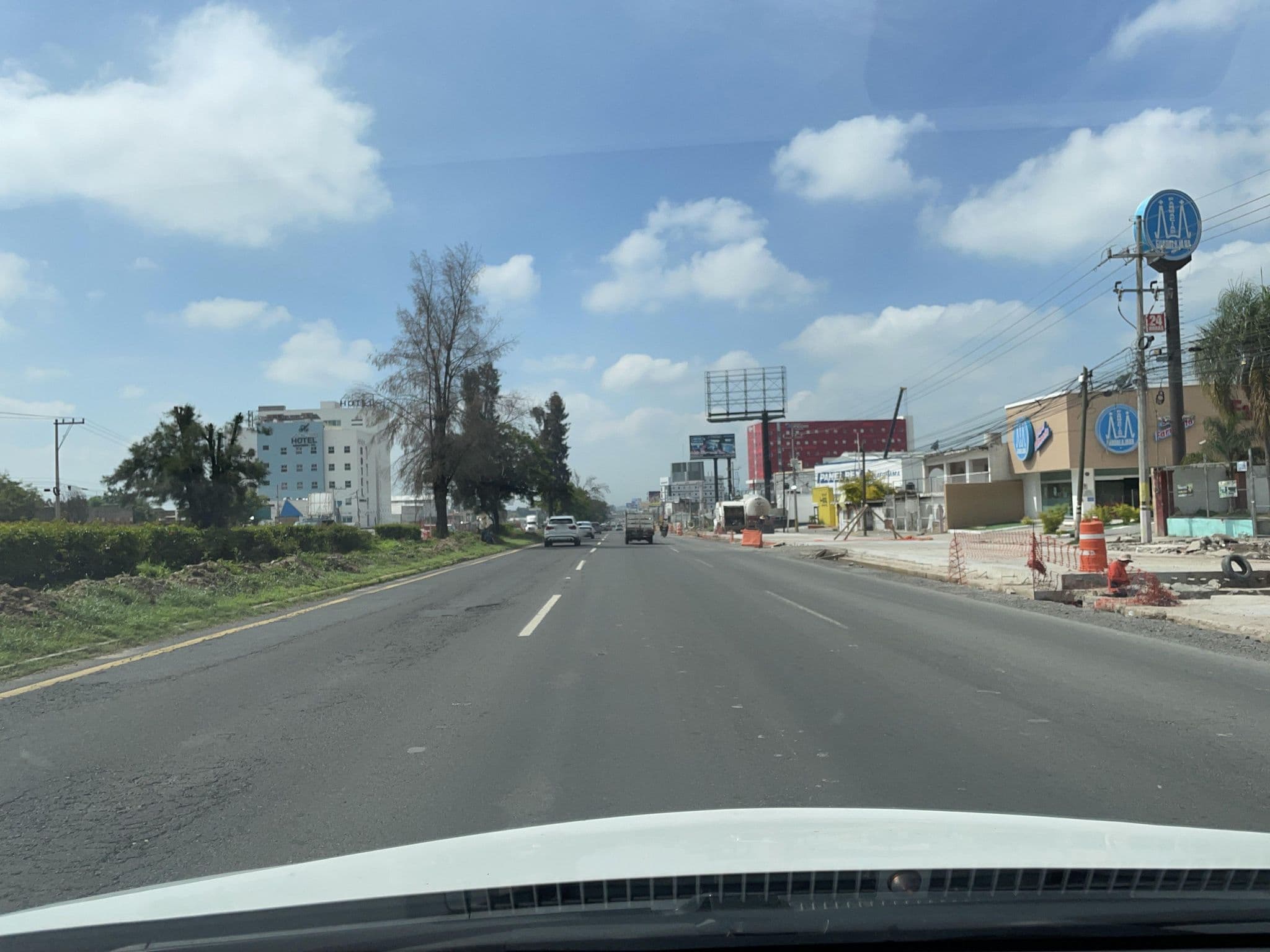 Street view near Hotelera del Salto, Las Pintitas — © DanielRguez14 (CC BY-SA · Mapillary)